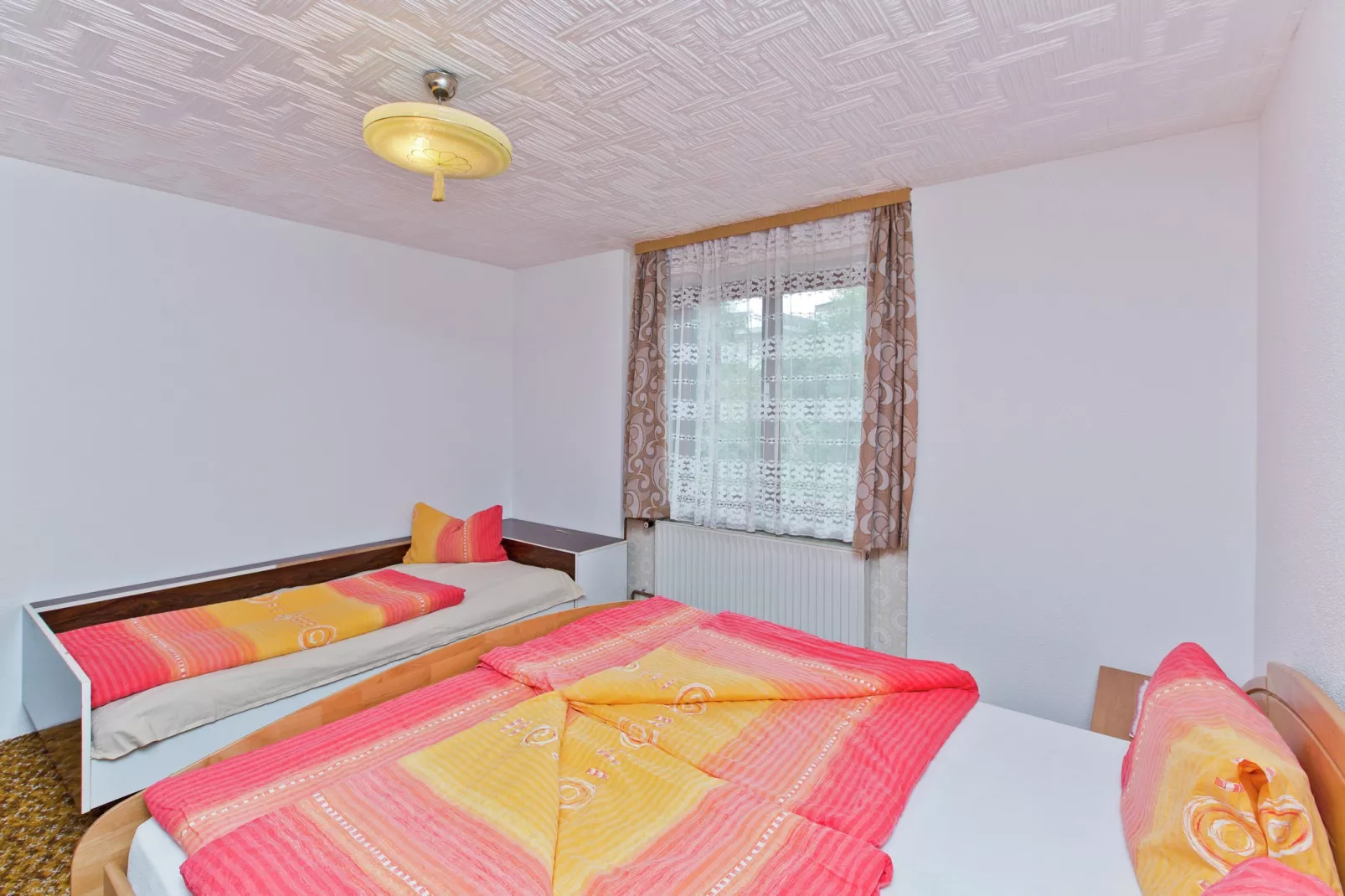 Neururer-Bedroom