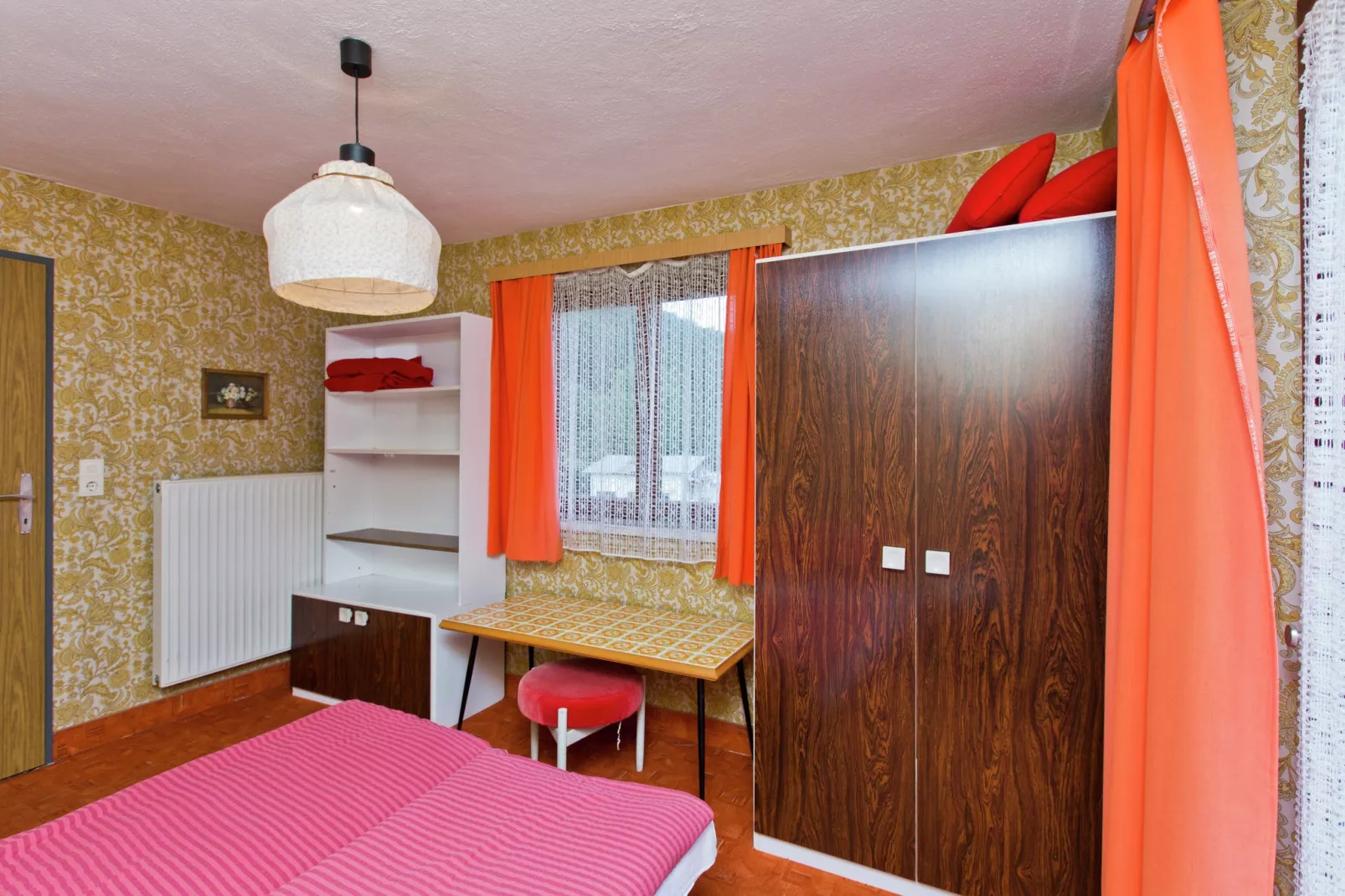 Neururer-Bedroom