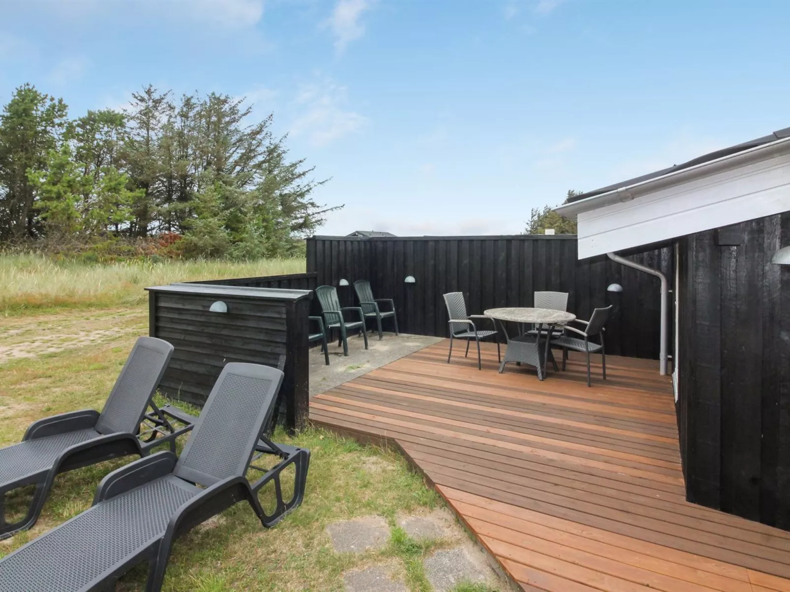 "Nienke" - 700m from the sea-Outside