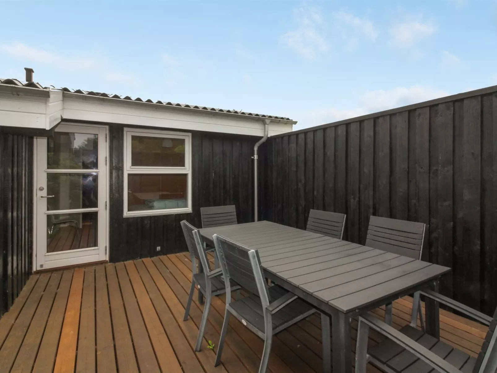 "Nienke" - 700m from the sea-Outside