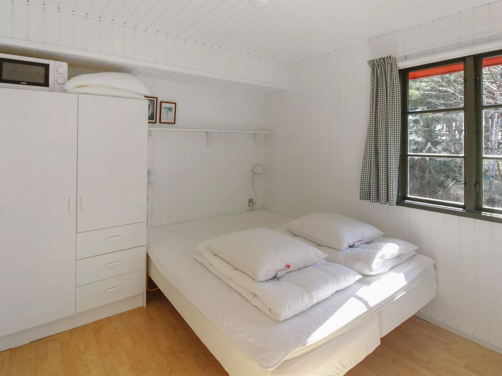 "Jale" - 50m from the sea-Inside