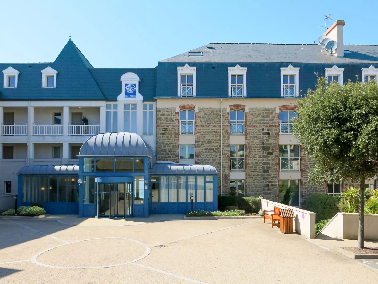 Reine Marine - T3 Balcon Lat. Mer-Outside