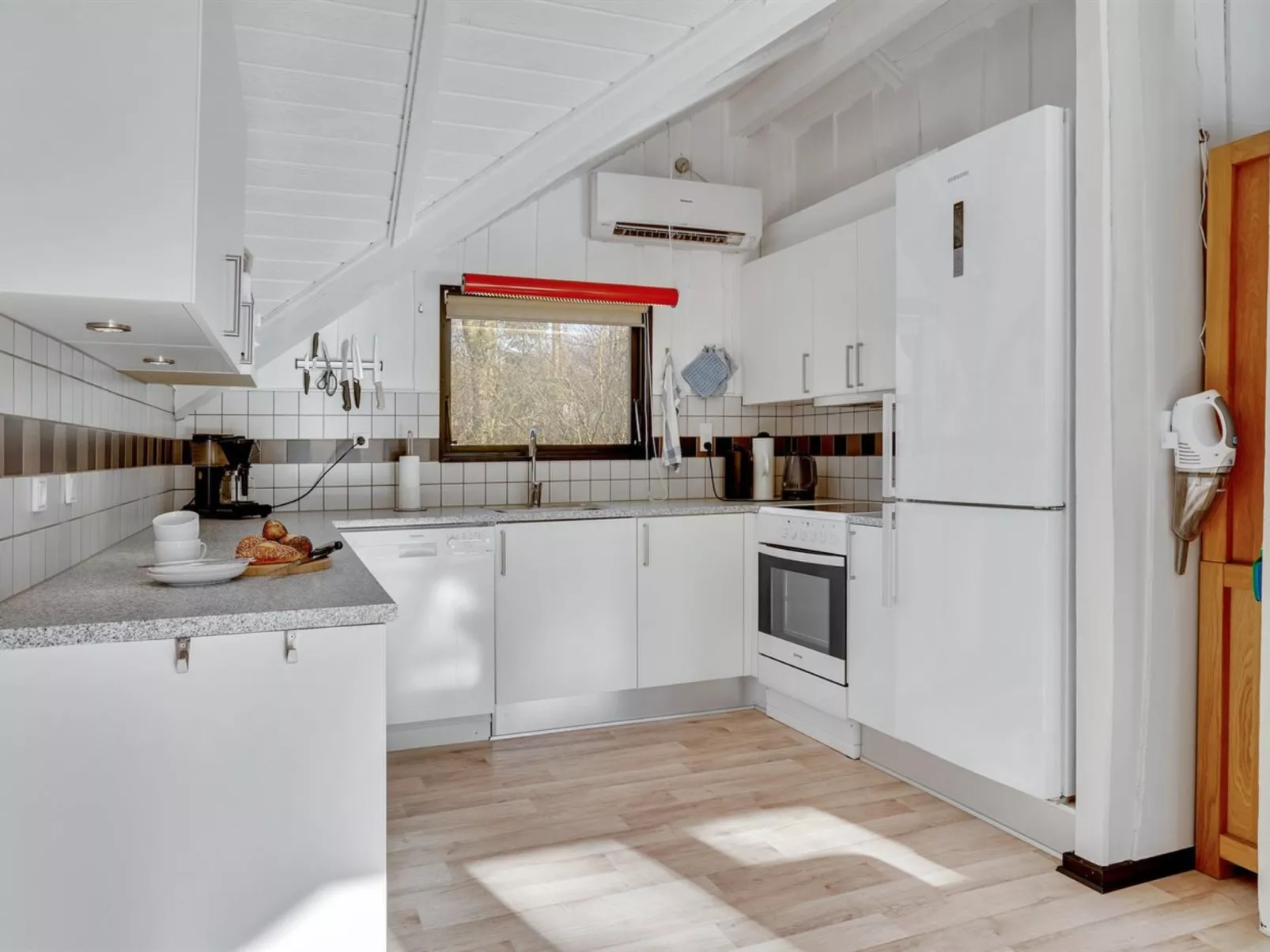 "Sighrik" - 30km from the sea-Inside