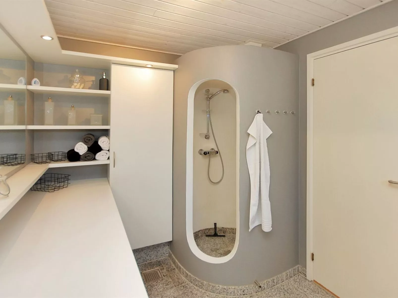 "Frethi" - 350m from the sea-Dedans
