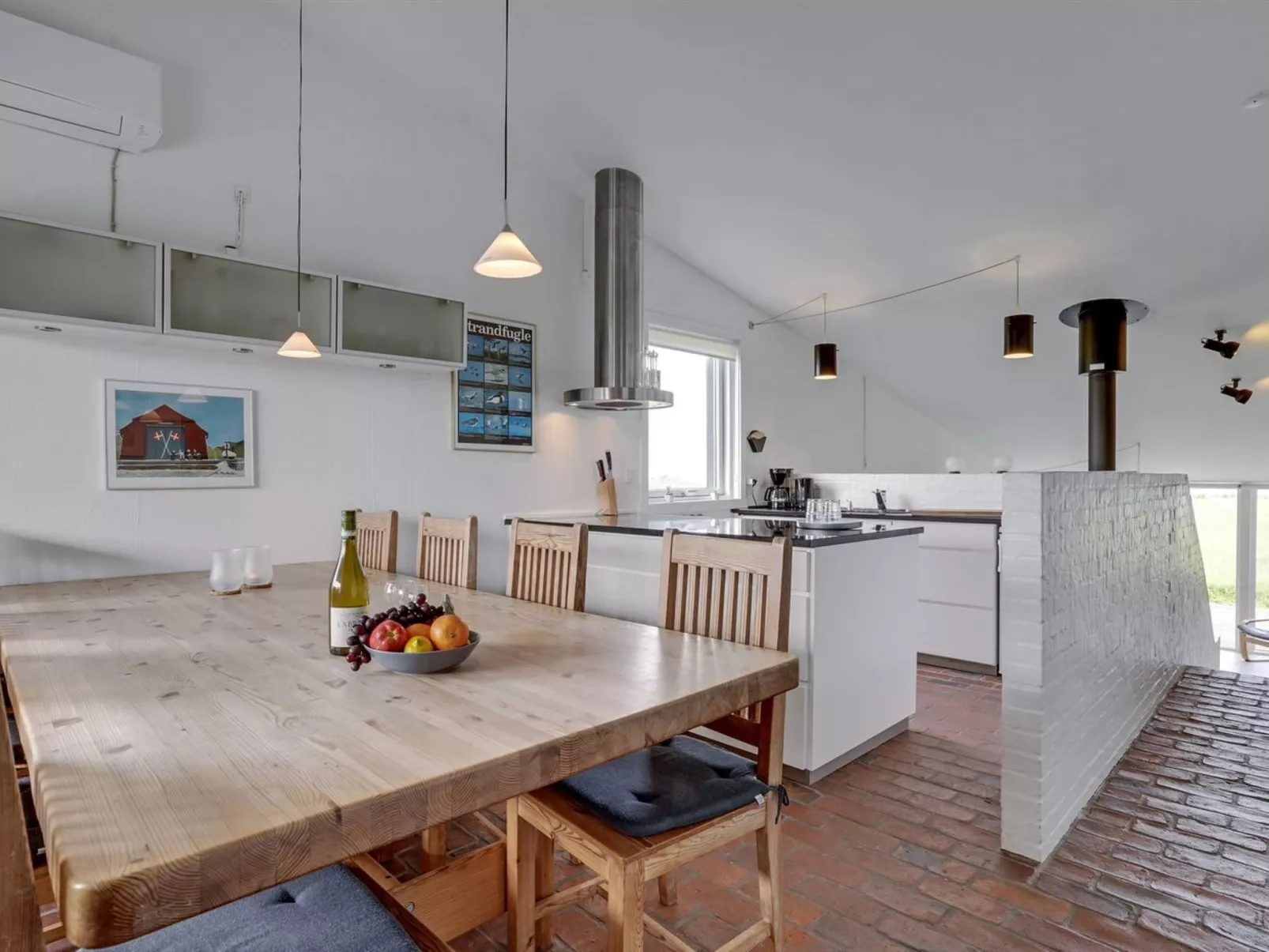 "Mirjami" - 95m from the sea-Inside