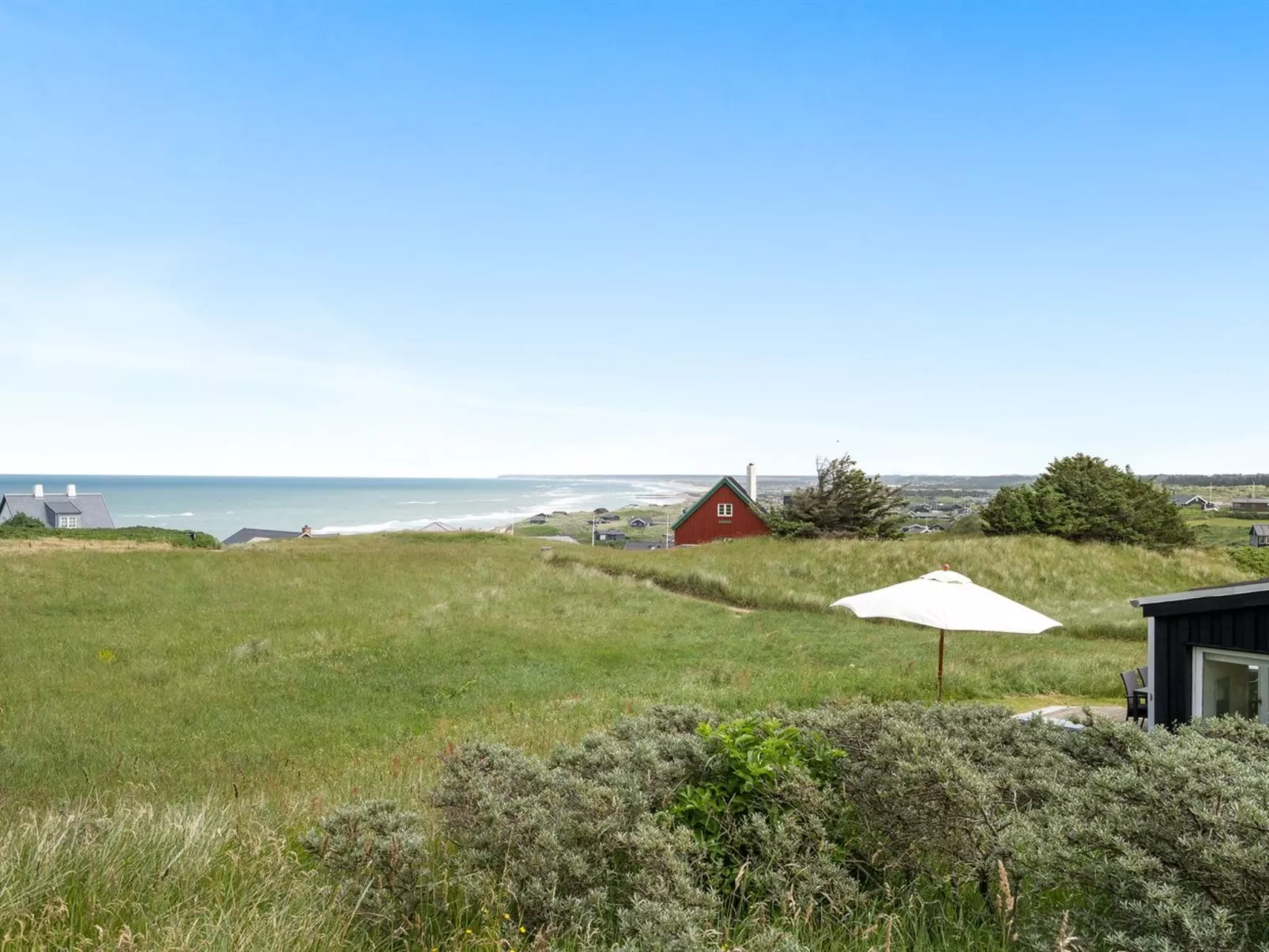 "Mirjami" - 95m from the sea-Outside