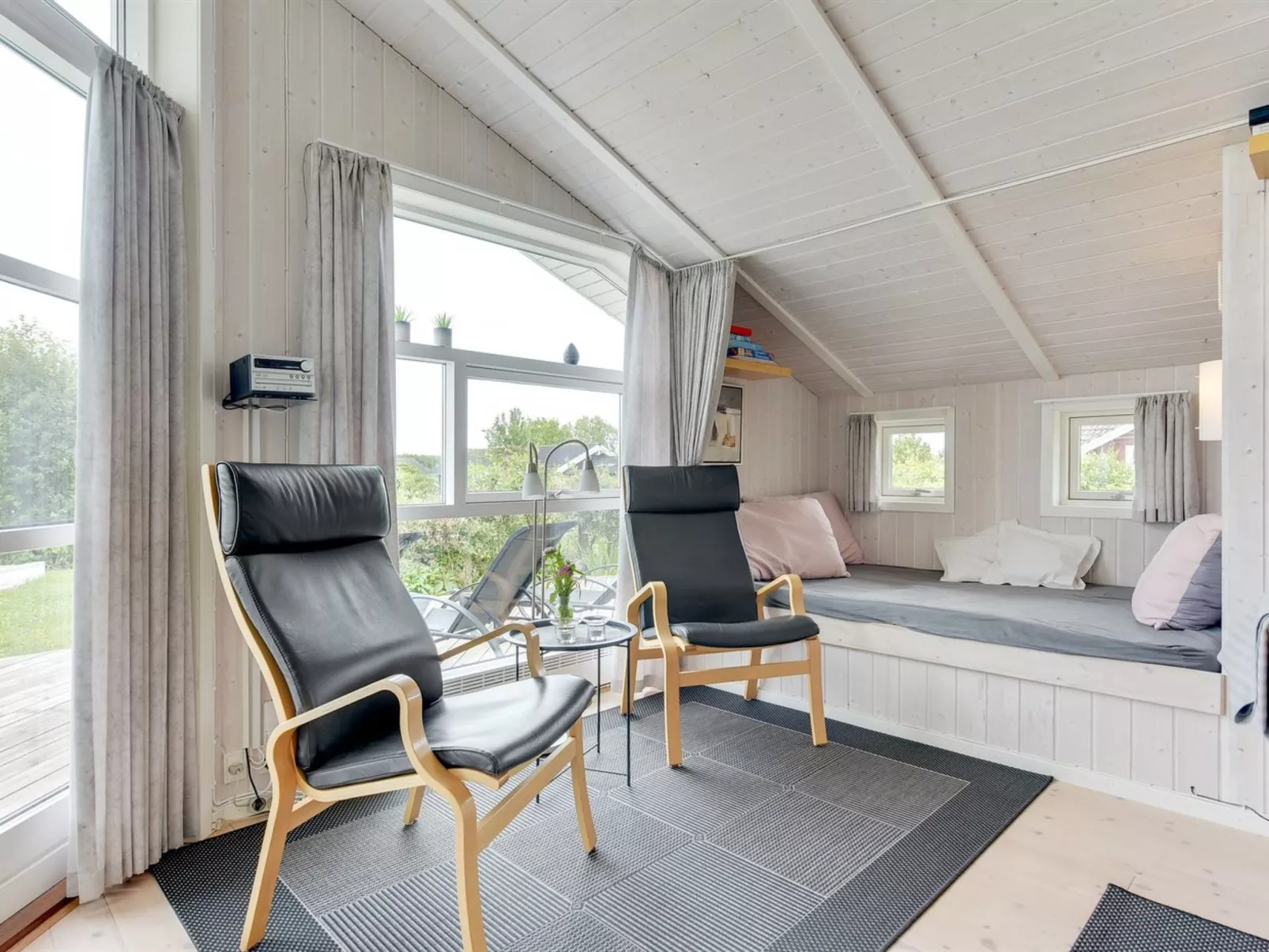 "Tjakko" - 700m from the sea-Inside