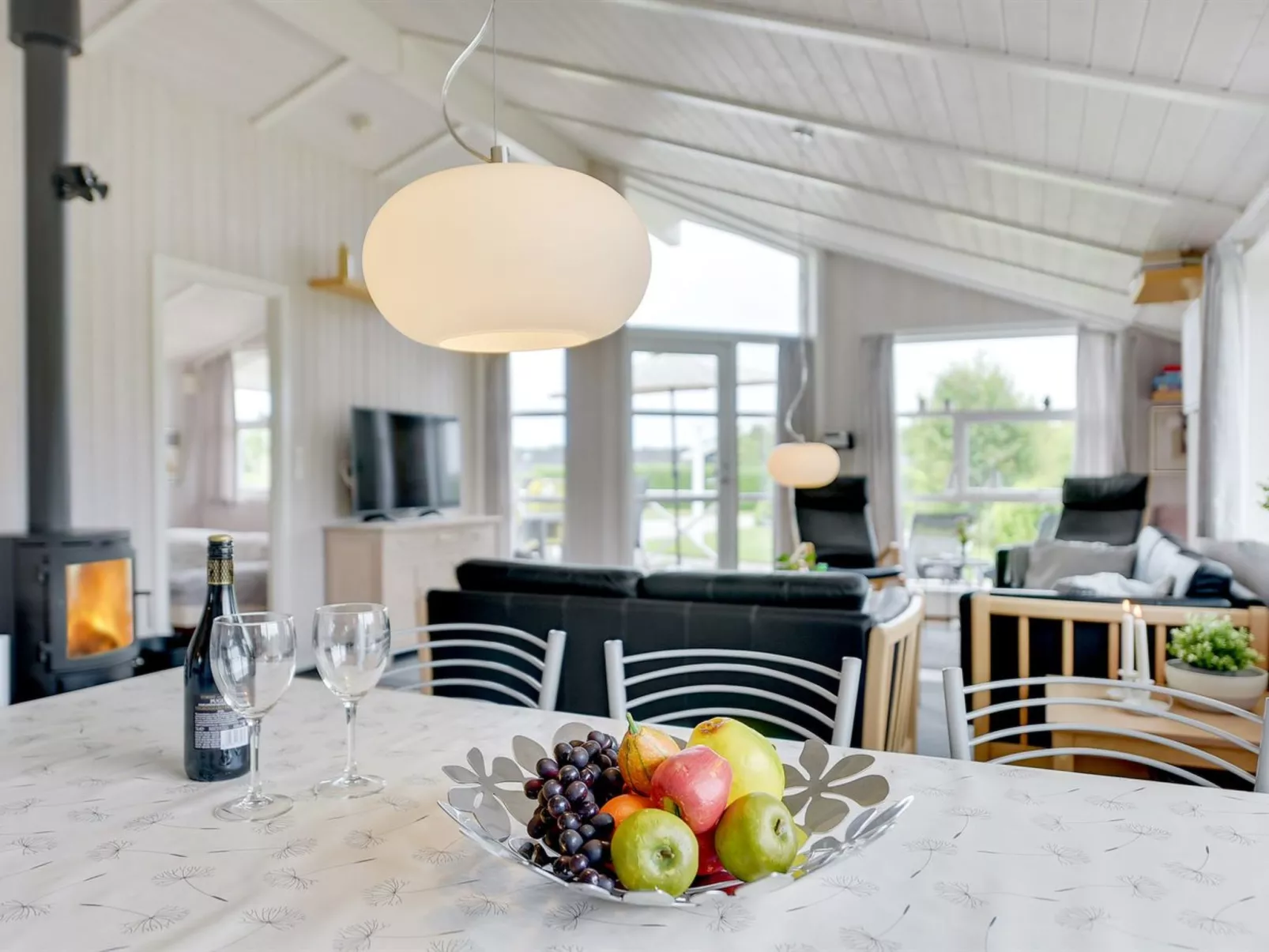 "Tjakko" - 700m from the sea-Inside