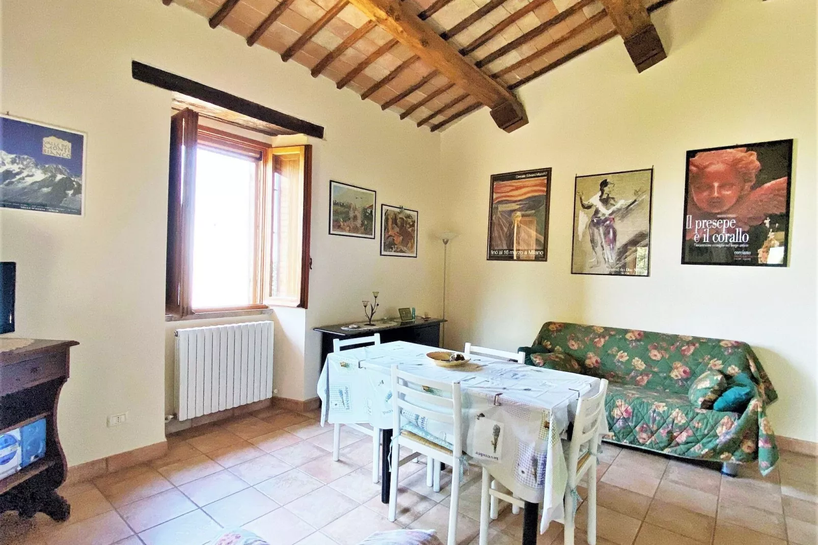 Appartamento 4 persone-Living room