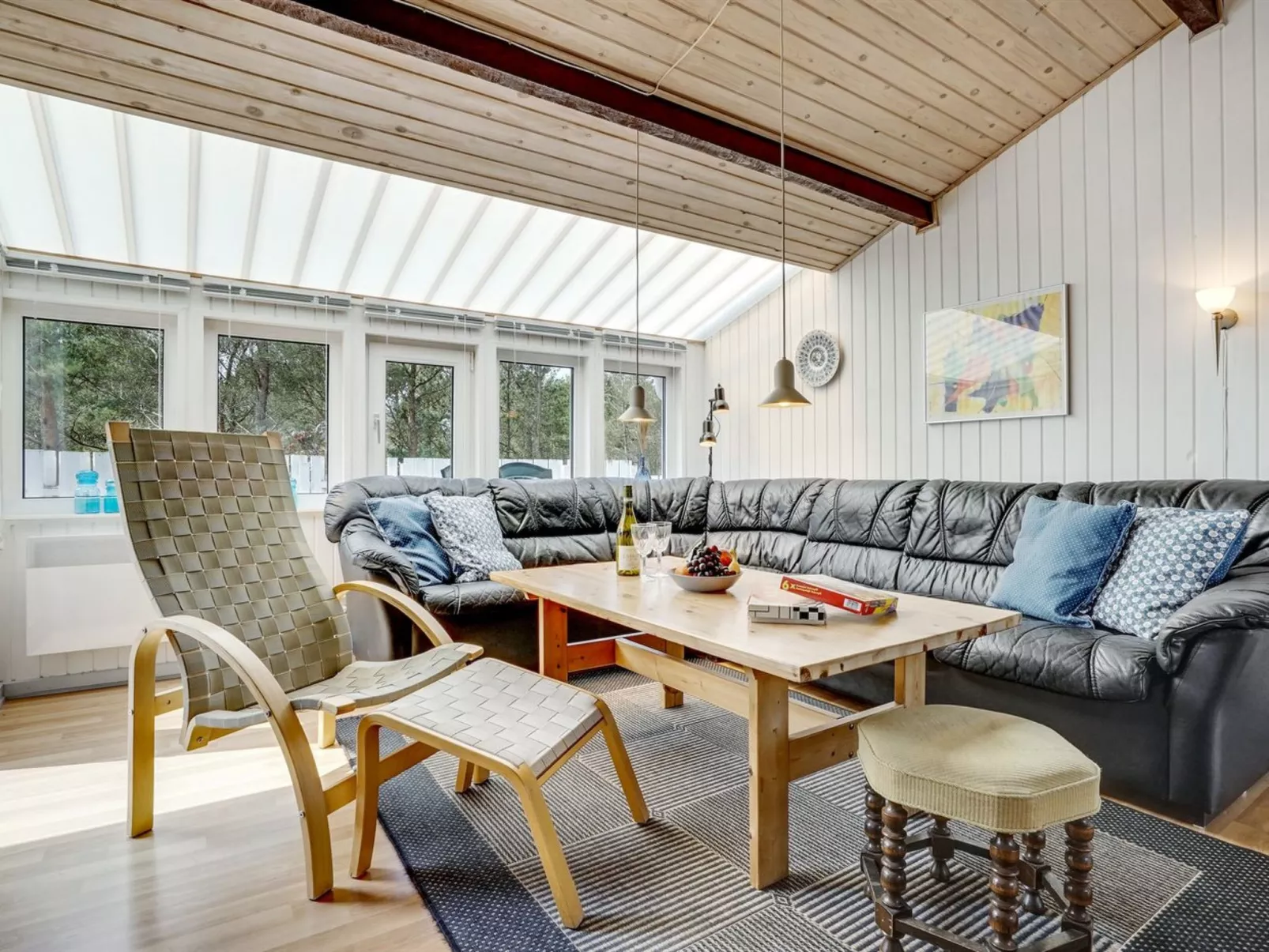 "Solrun" - 1.1km from the sea-Inside