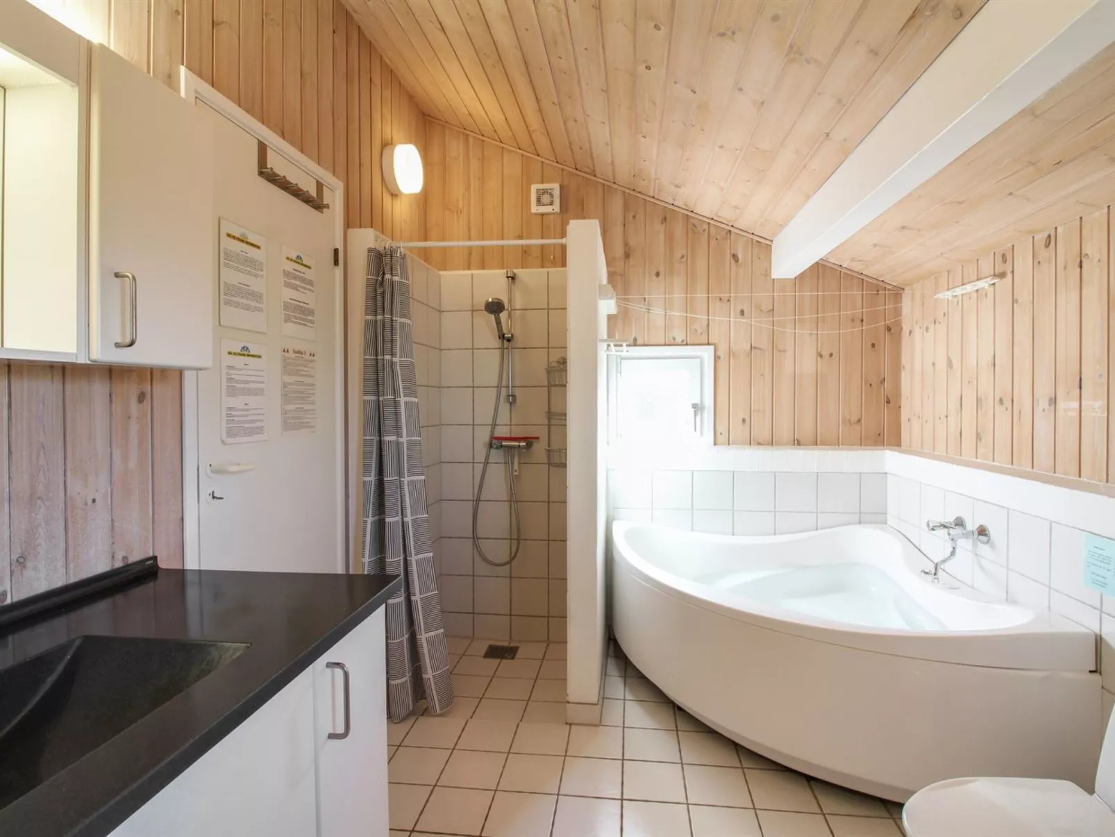 "Diderik" - 300m from the sea-Inside