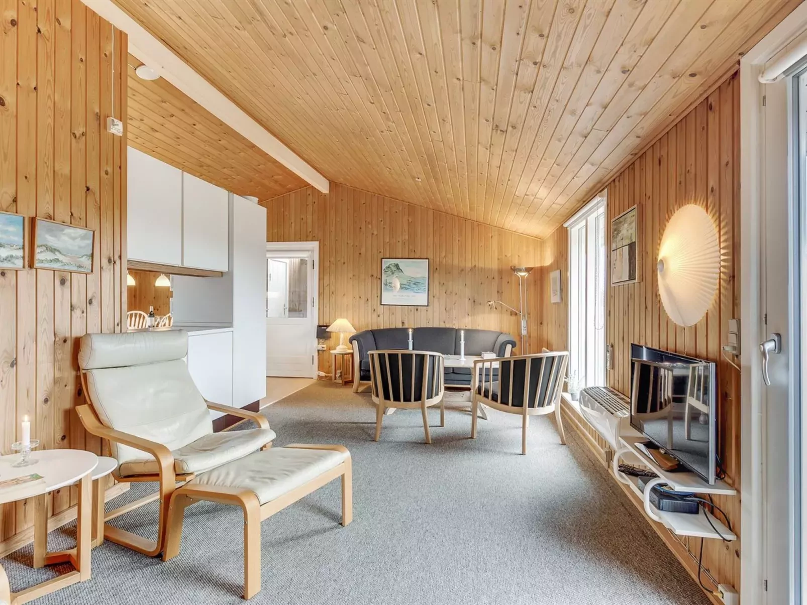 "Siri" - 400m from the sea-Inside