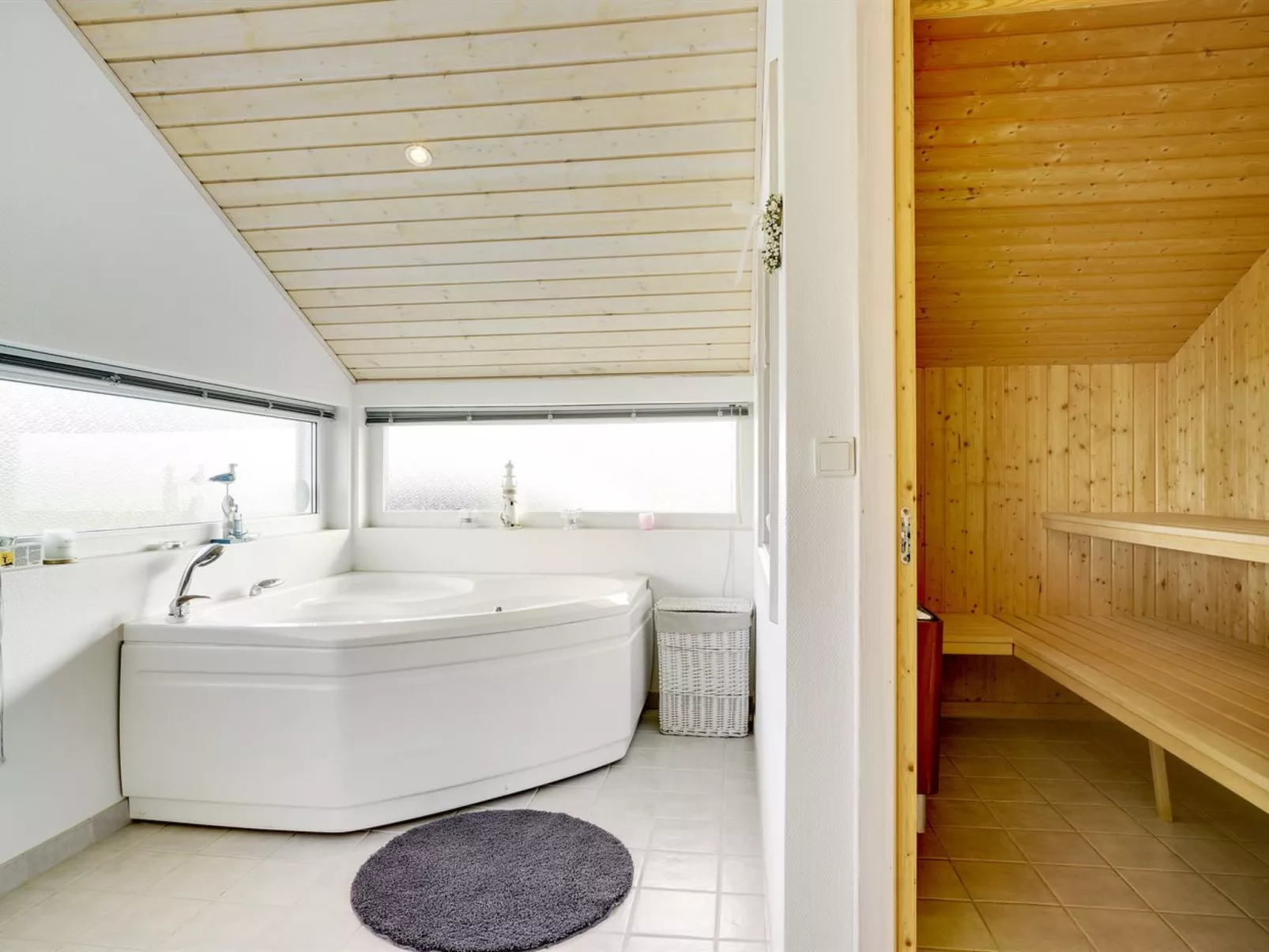 "Iacobus" - 400m from the sea-Inside