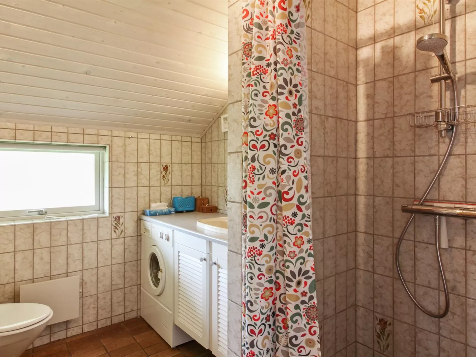 "Halli" - 700m from the sea-Inside