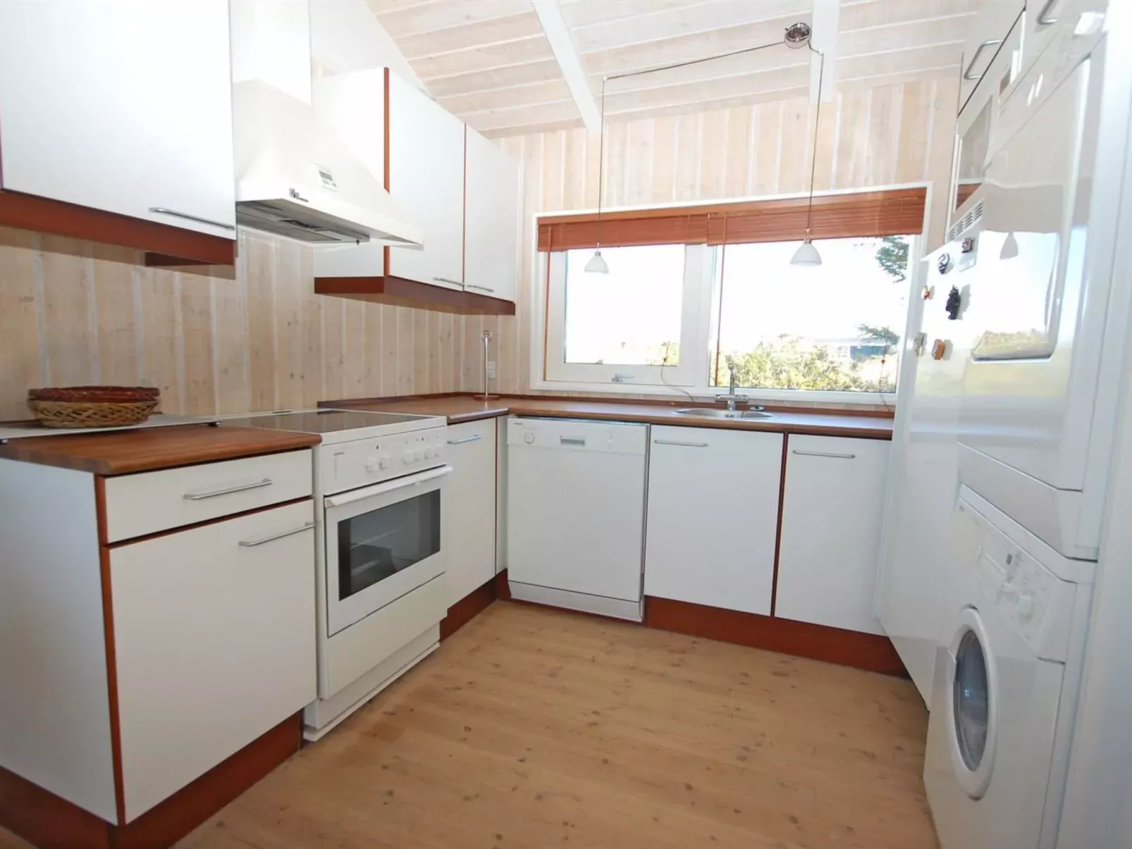 "Wilma" - 400m from the sea-Drinnen