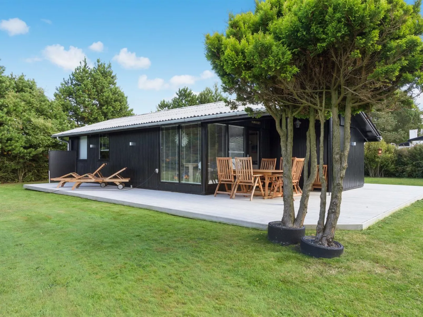"Litle" - 600m from the sea