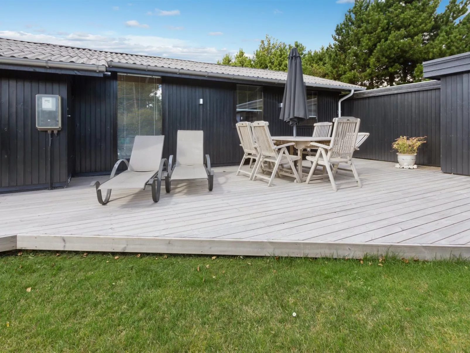 "Litle" - 600m from the sea-Inside