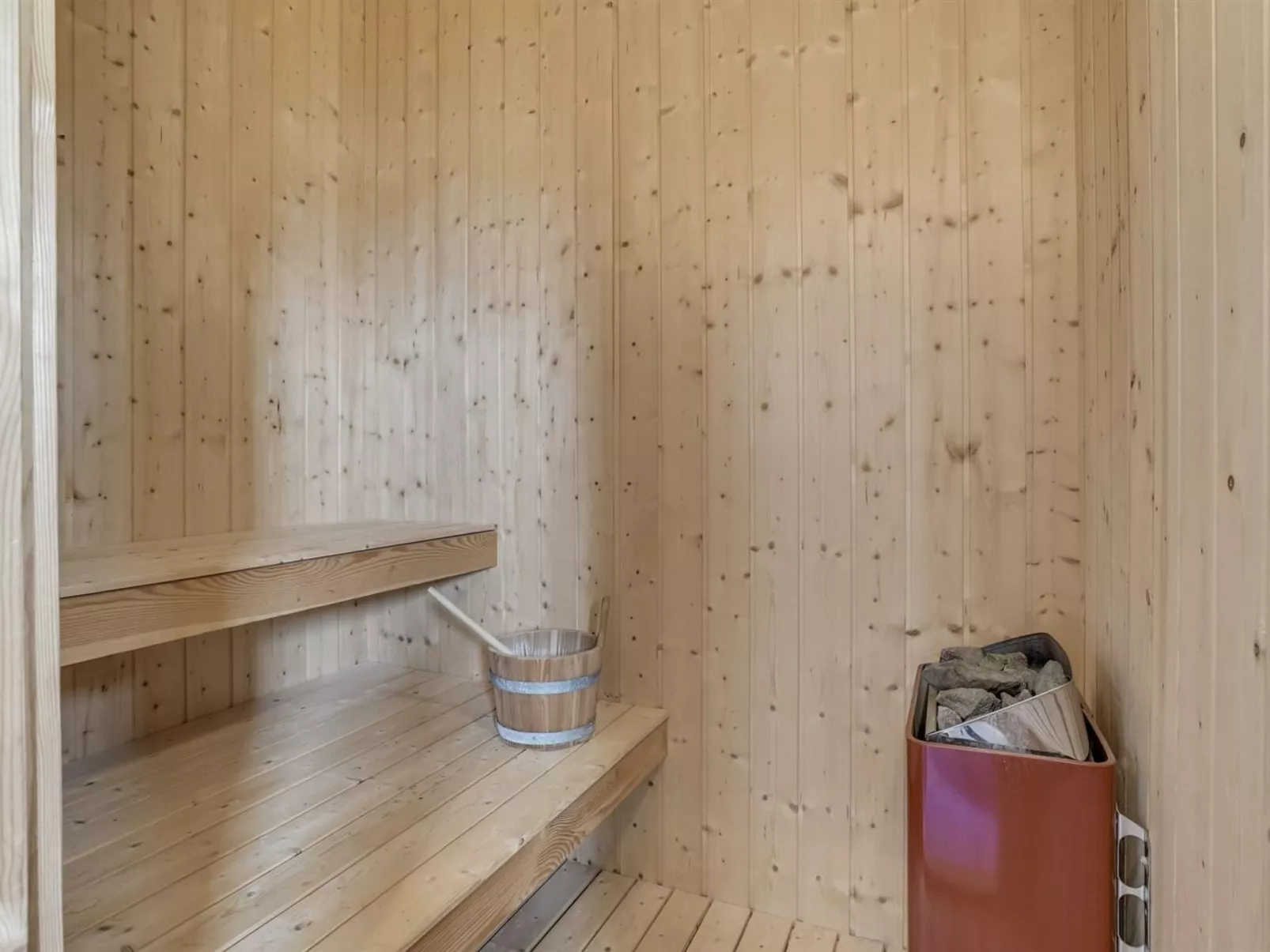 "Emppu" - 400m from the sea-Inside