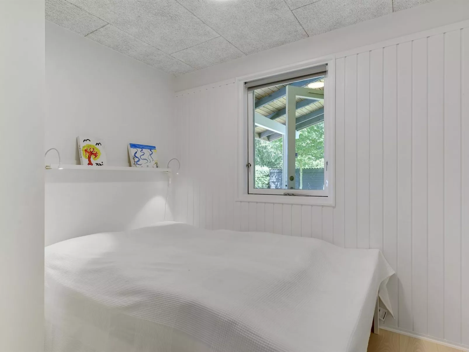 "Eriksine" - 150m from the sea-Inside