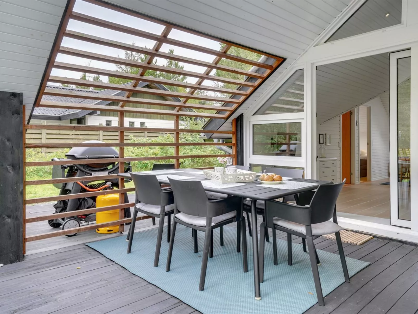 "Runa" - 500m from the sea-Inside