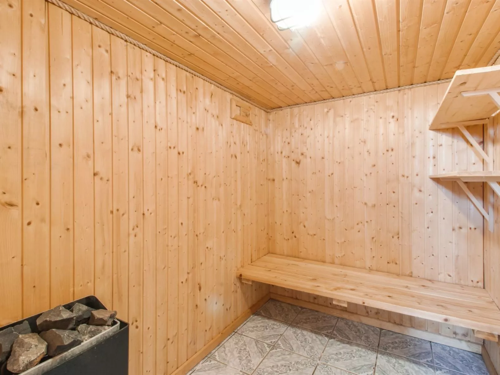 "Otso" - 200m from the sea-Inside