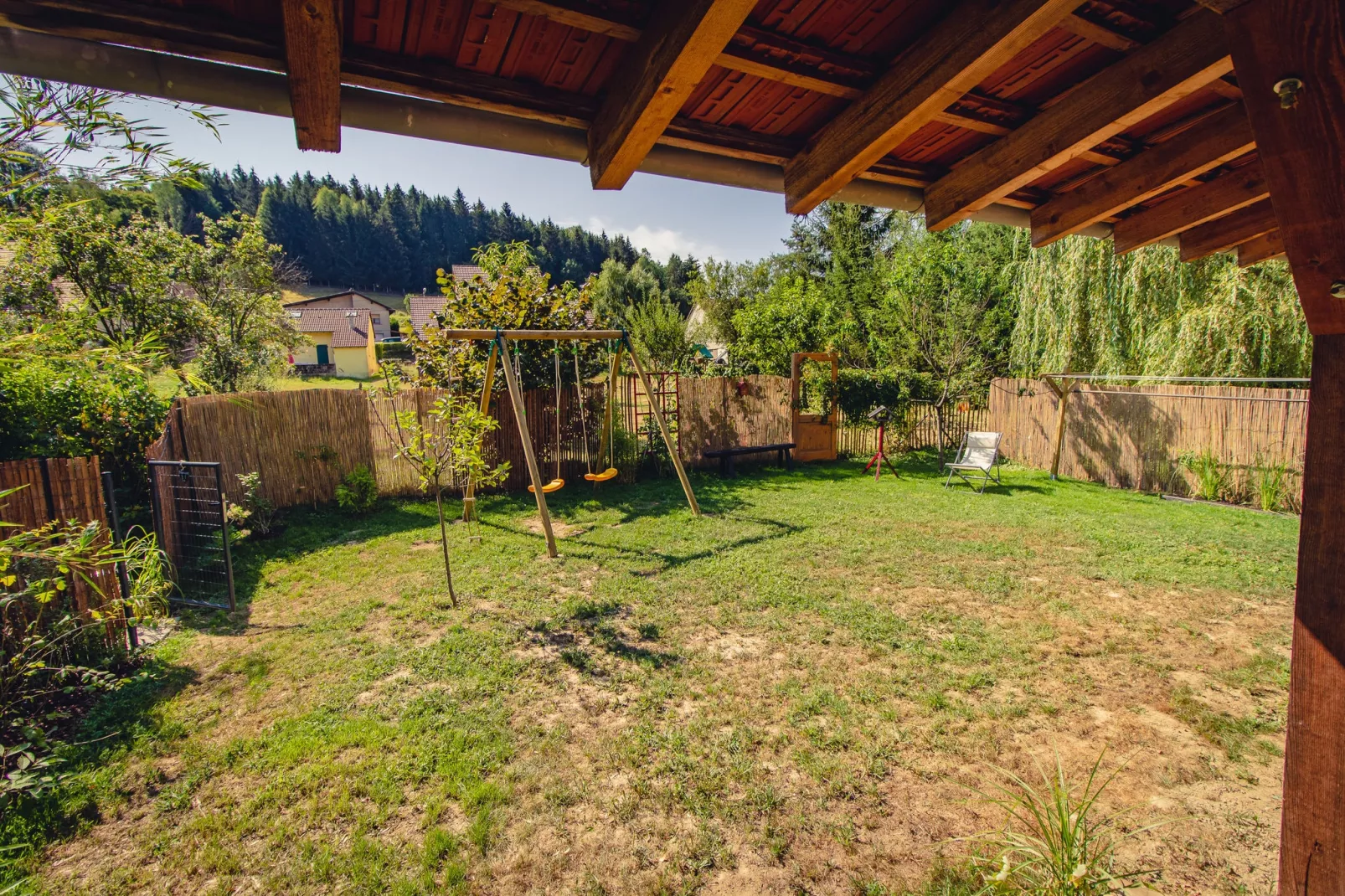 Gîte du Crâ-Gardens summer
