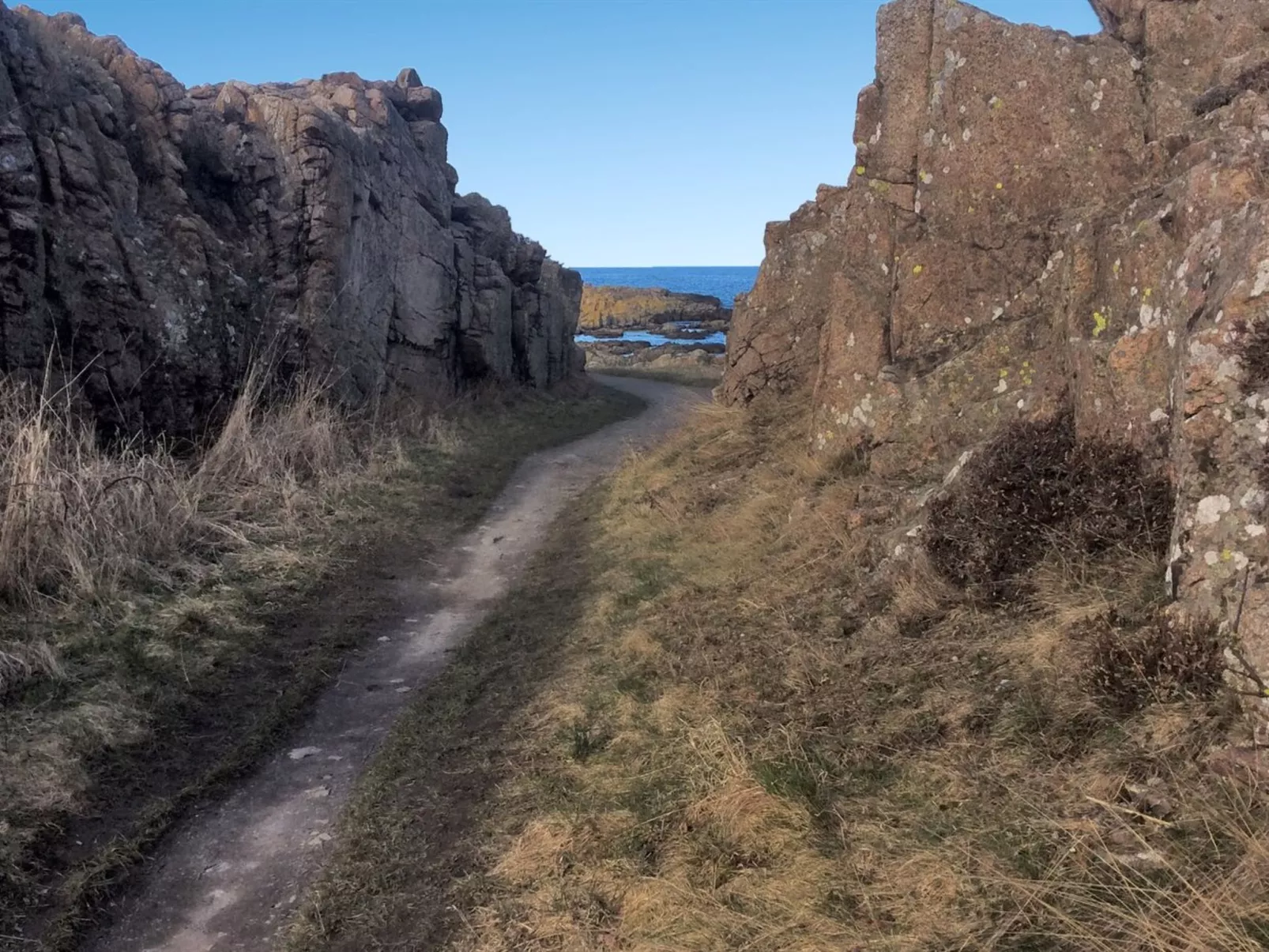 "Hunter" - 400m from the sea-Outside