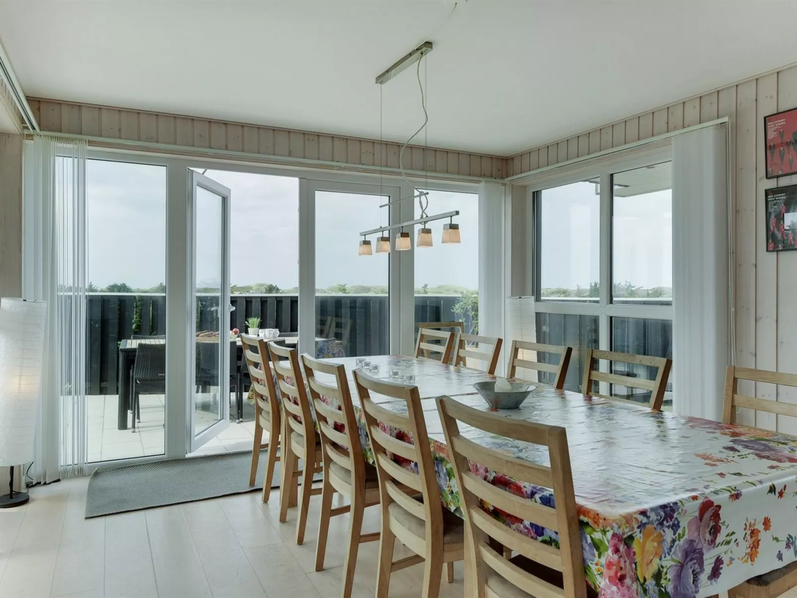 "Skamhals" - 700m from the sea-Inside