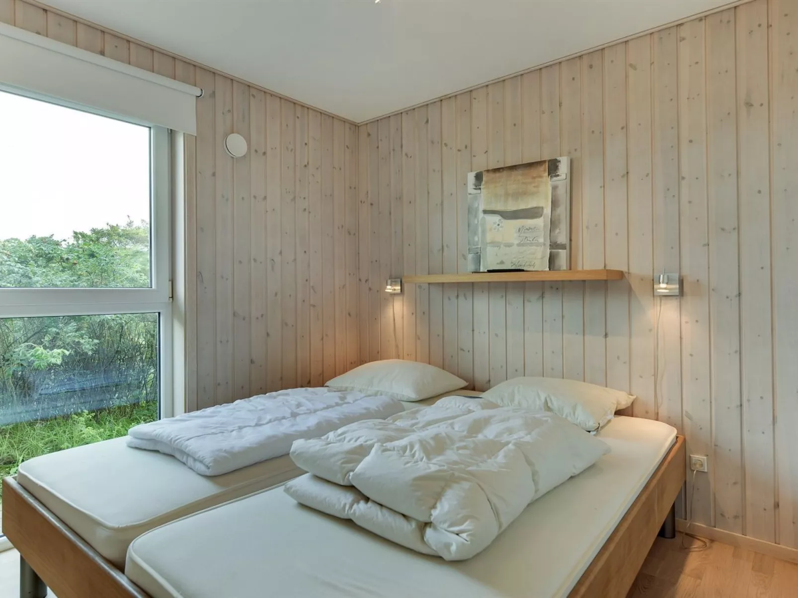 "Skamhals" - 700m from the sea-Inside