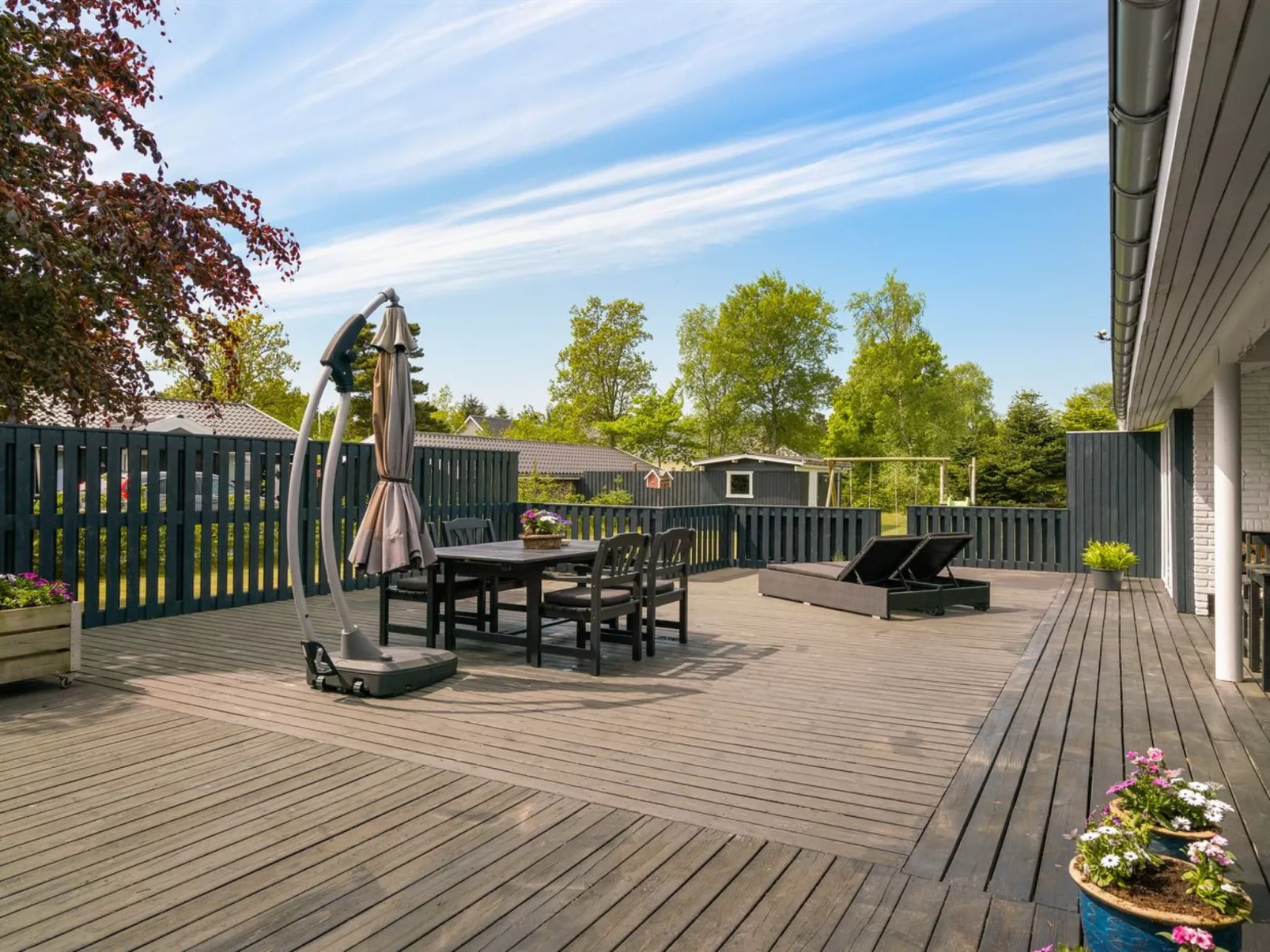 "Clarabelle" - 700m from the sea-Draußen