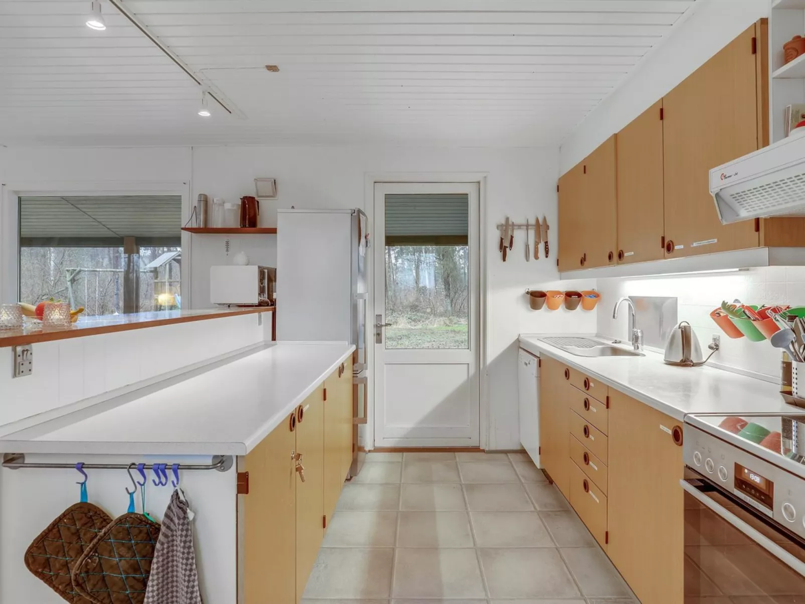 "Henri" - 800m from the sea-Drinnen