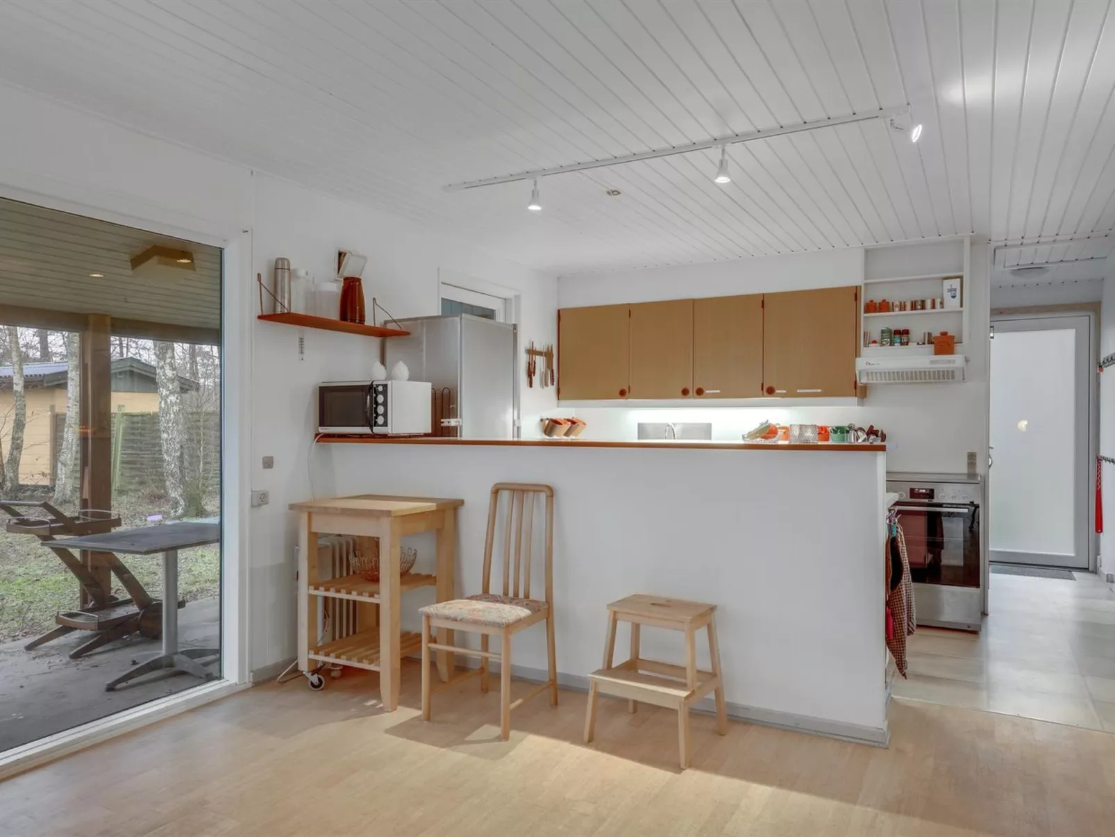 "Henri" - 800m from the sea-Drinnen