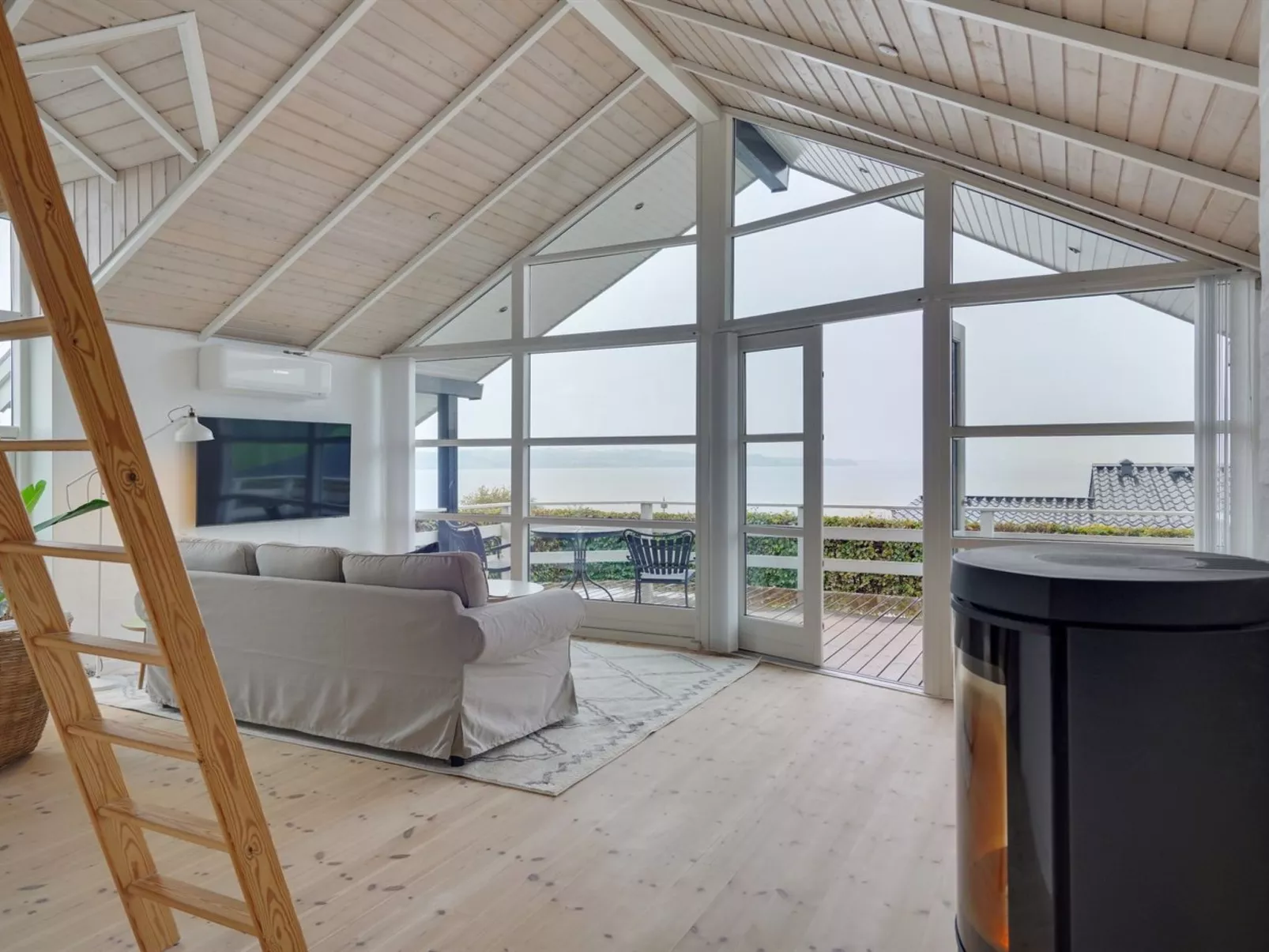 "Nica" - 100m from the sea-Inside