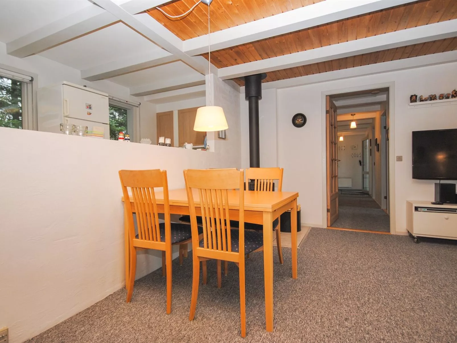 "Amber" - 500m from the sea-Inside