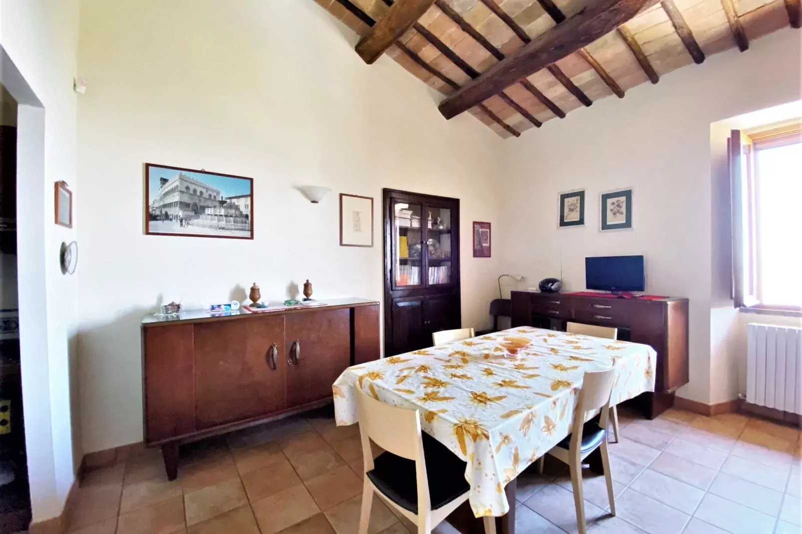 Casa 8 persone-Living room