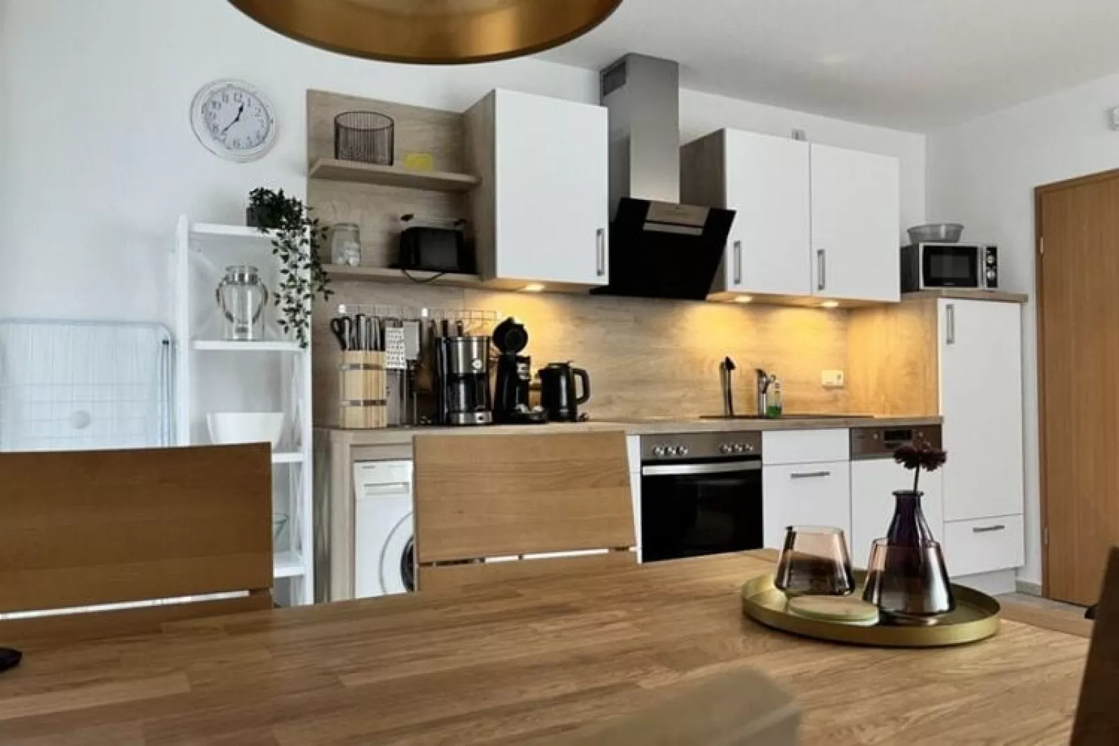 EG Links Haus 4 Nr 9-Küche