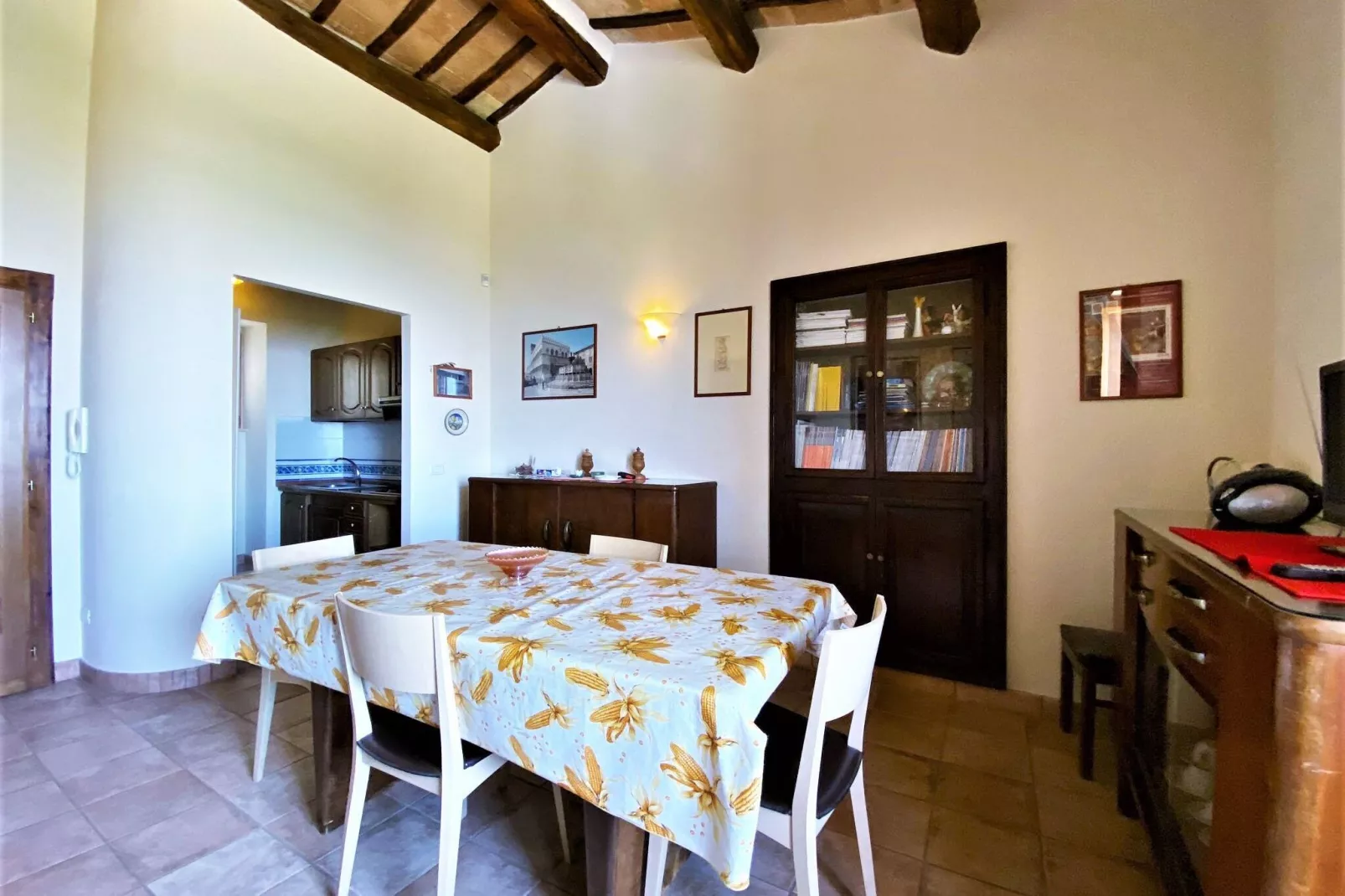 Casa 8 persone-Living room