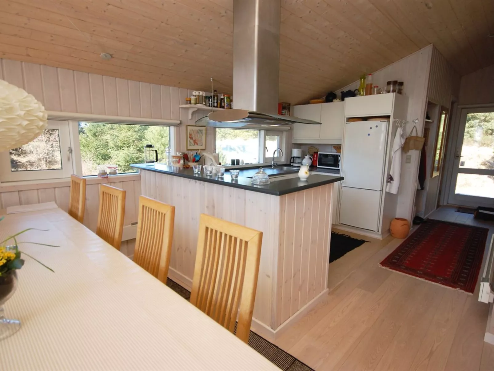 "Thanee" - 1.7km from the sea-Inside
