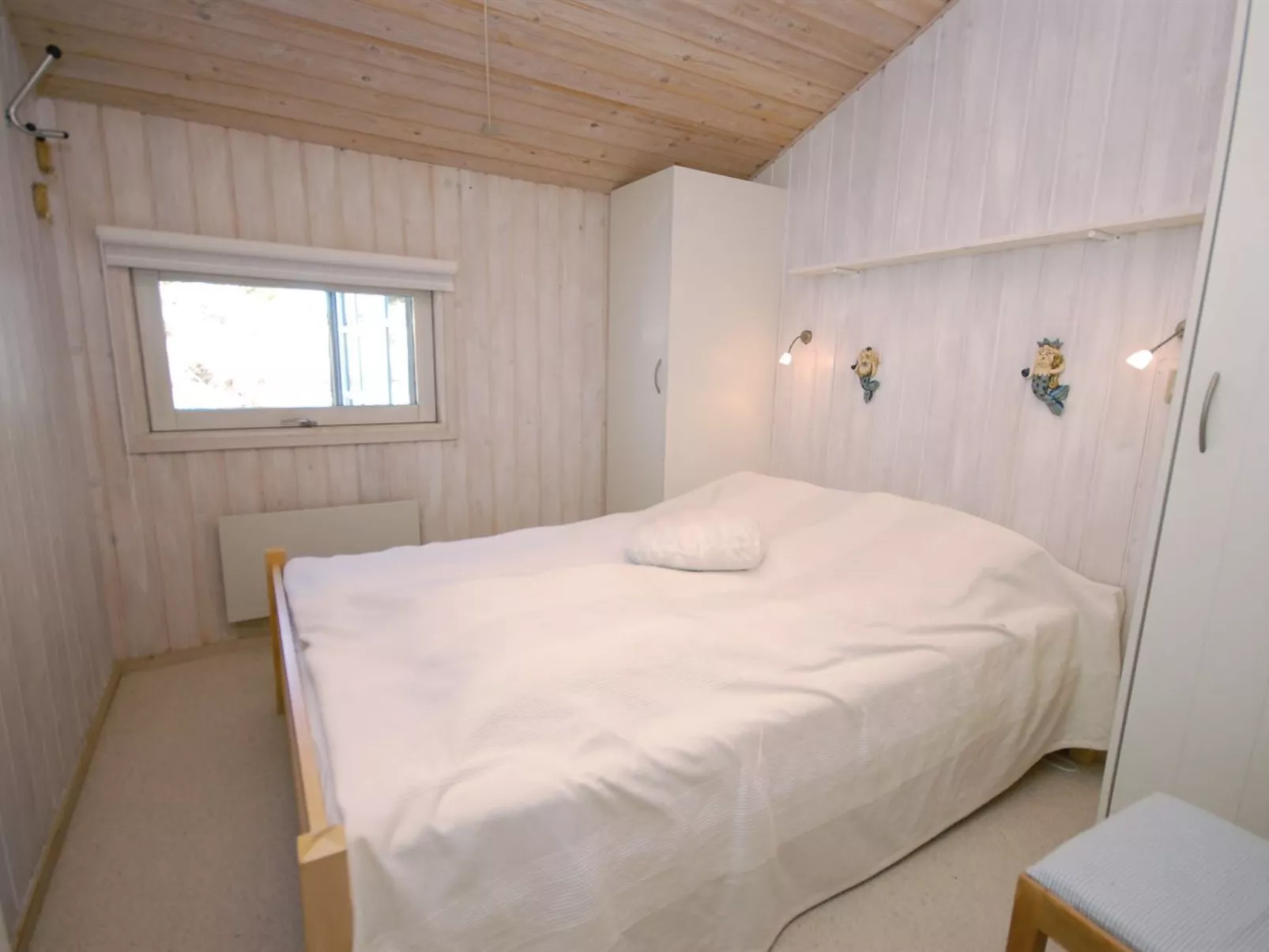 "Thanee" - 1.7km from the sea-Inside