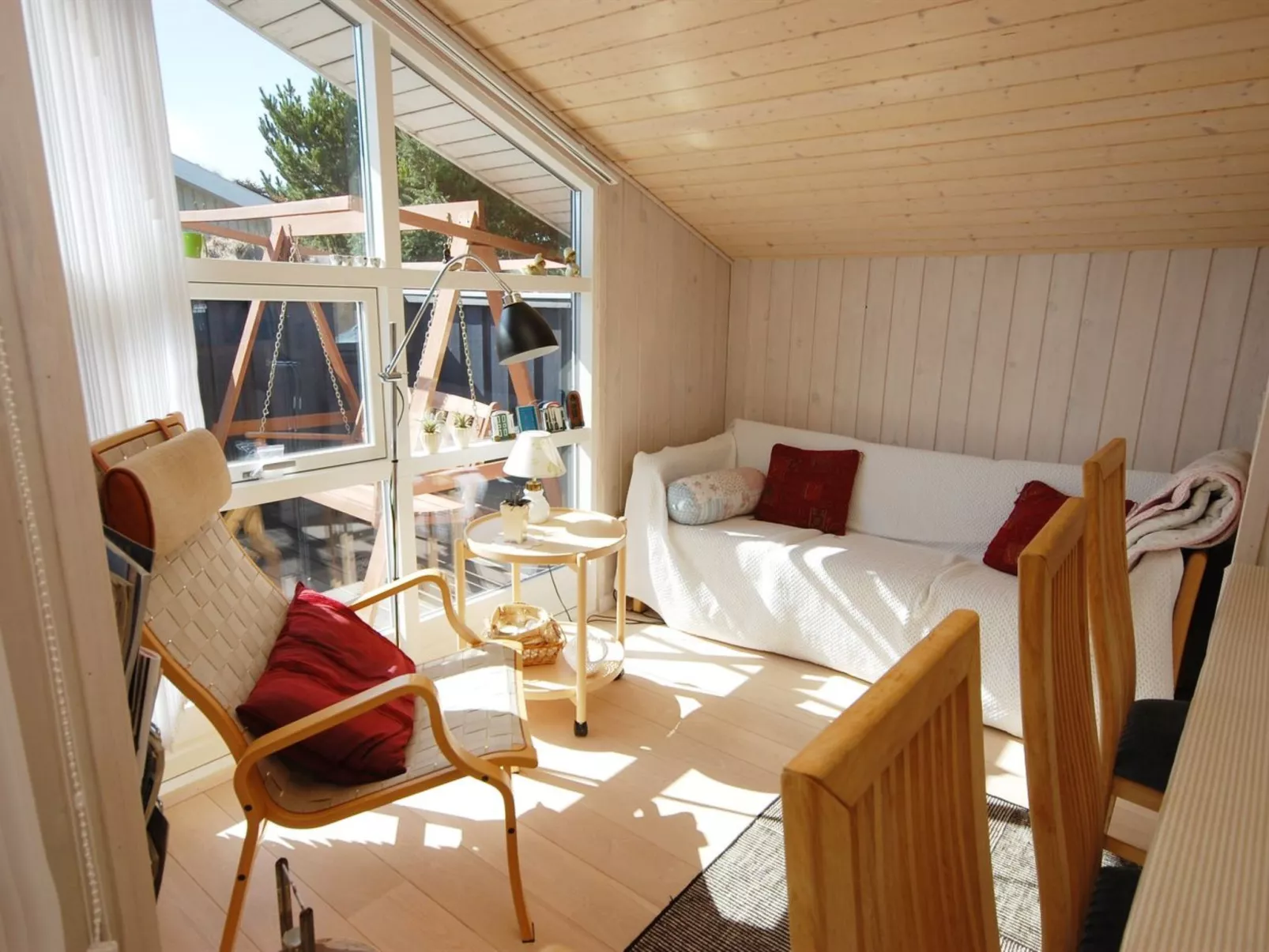 "Thanee" - 1.7km from the sea-Inside