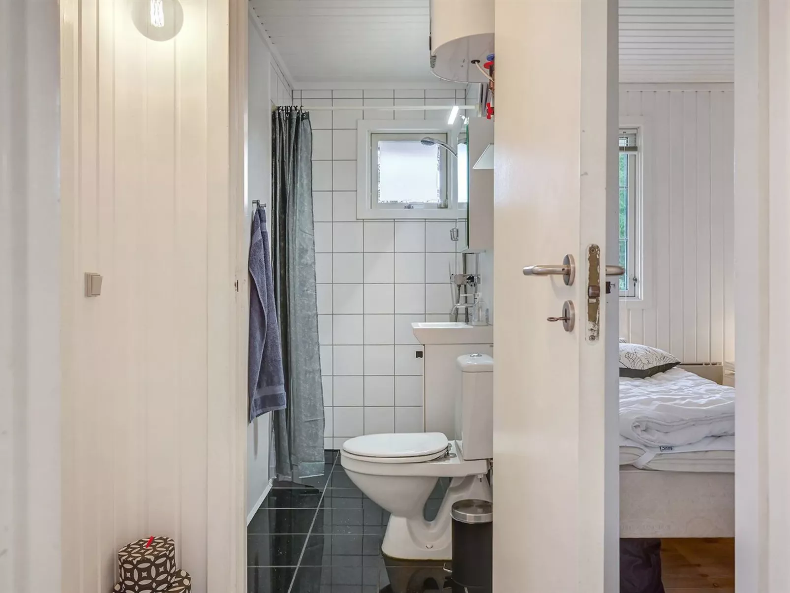 "Hamund" - 700m from the sea-Inside