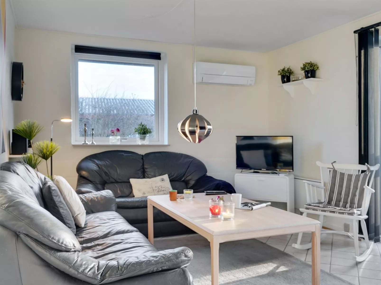 "Dværg" - 350m from the sea-Inside