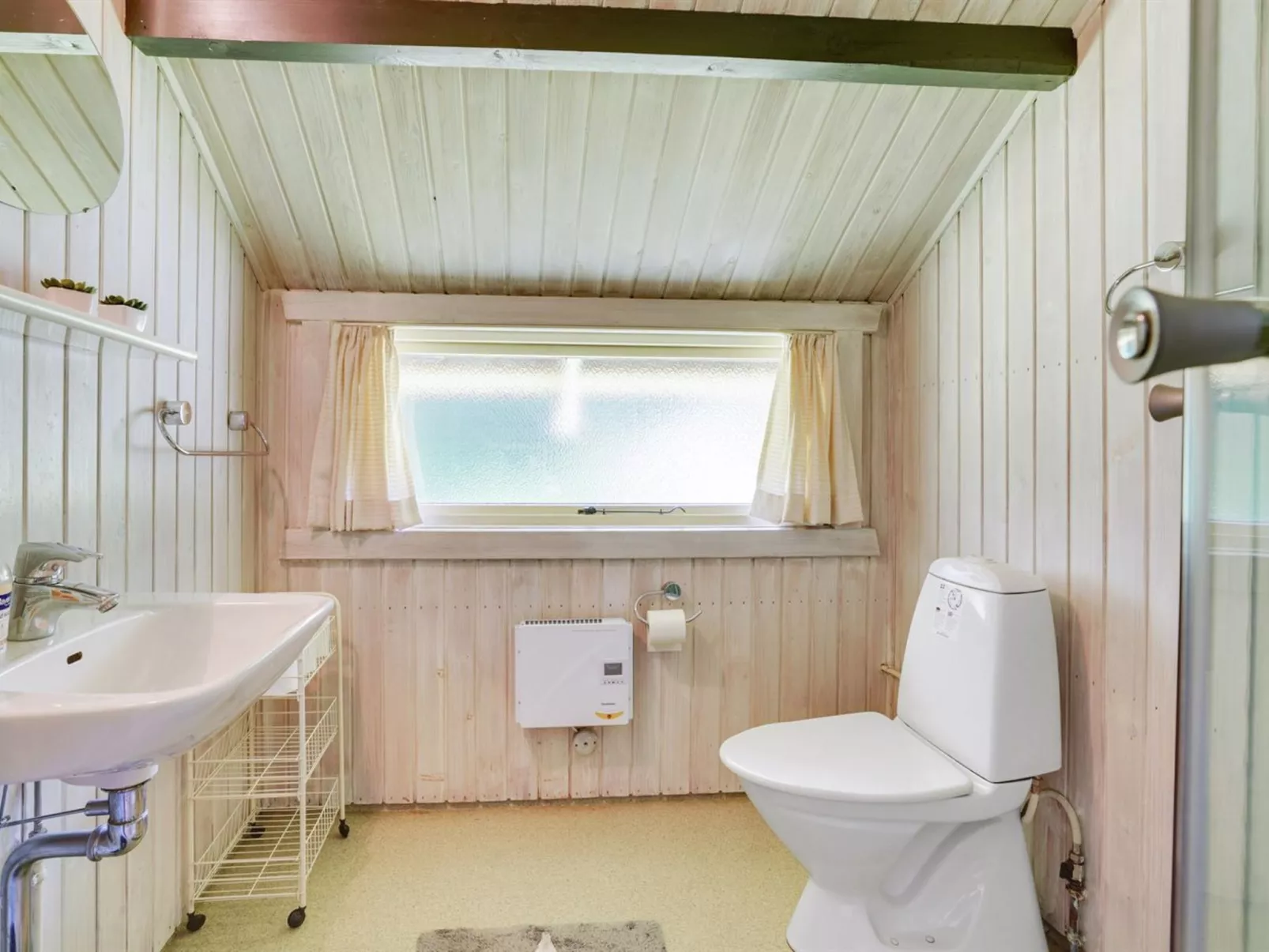 "Rentje" - 31km from the sea-Inside