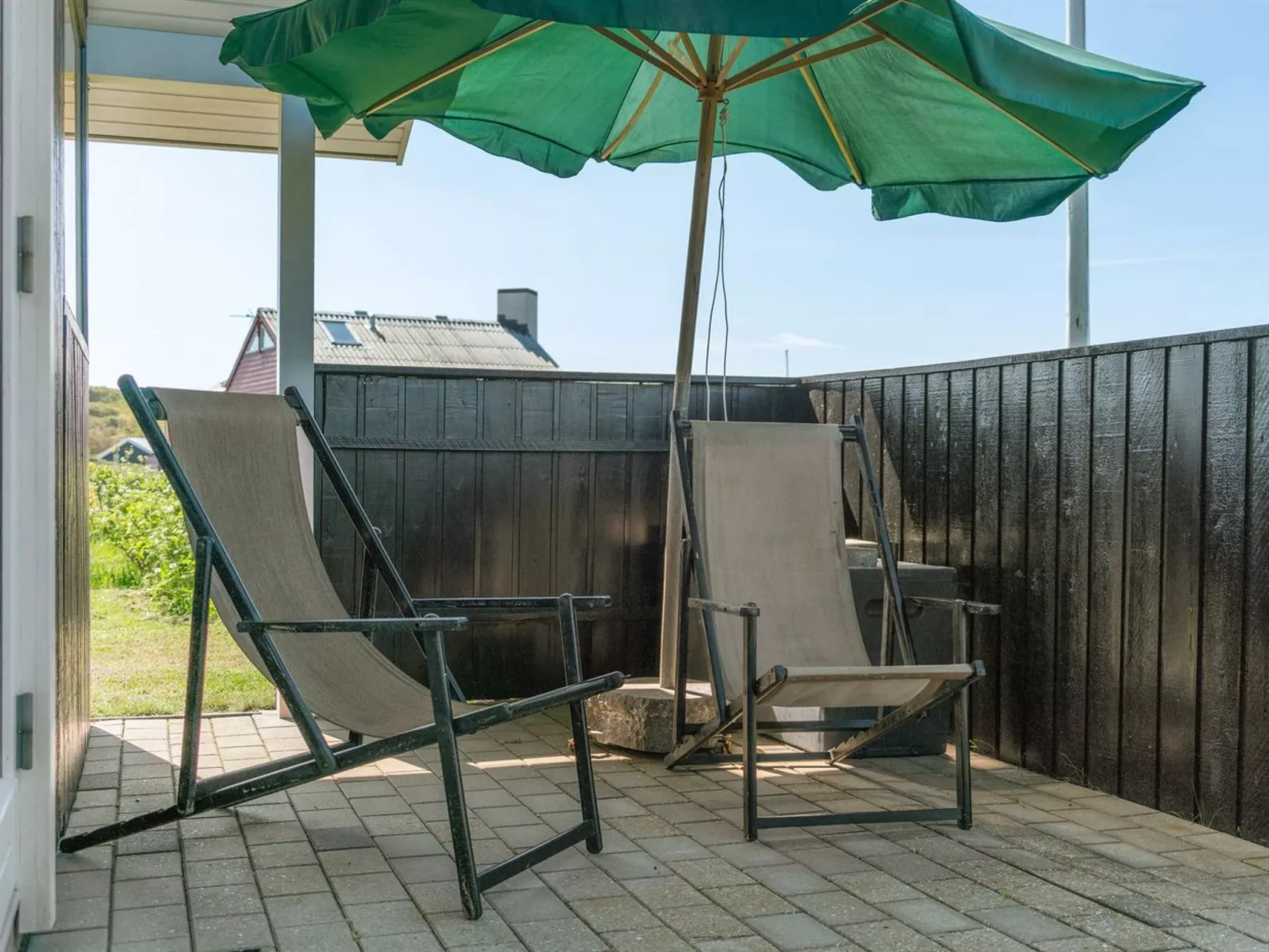 "Hubert" - 150m from the sea-Dehors