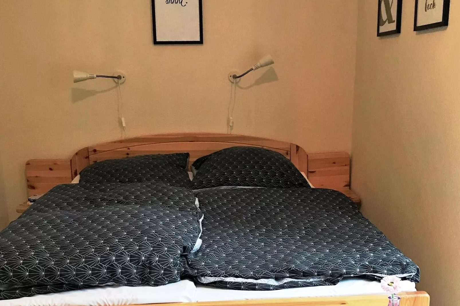 EG Links Haus 4 Nr 9-Schlafzimmer