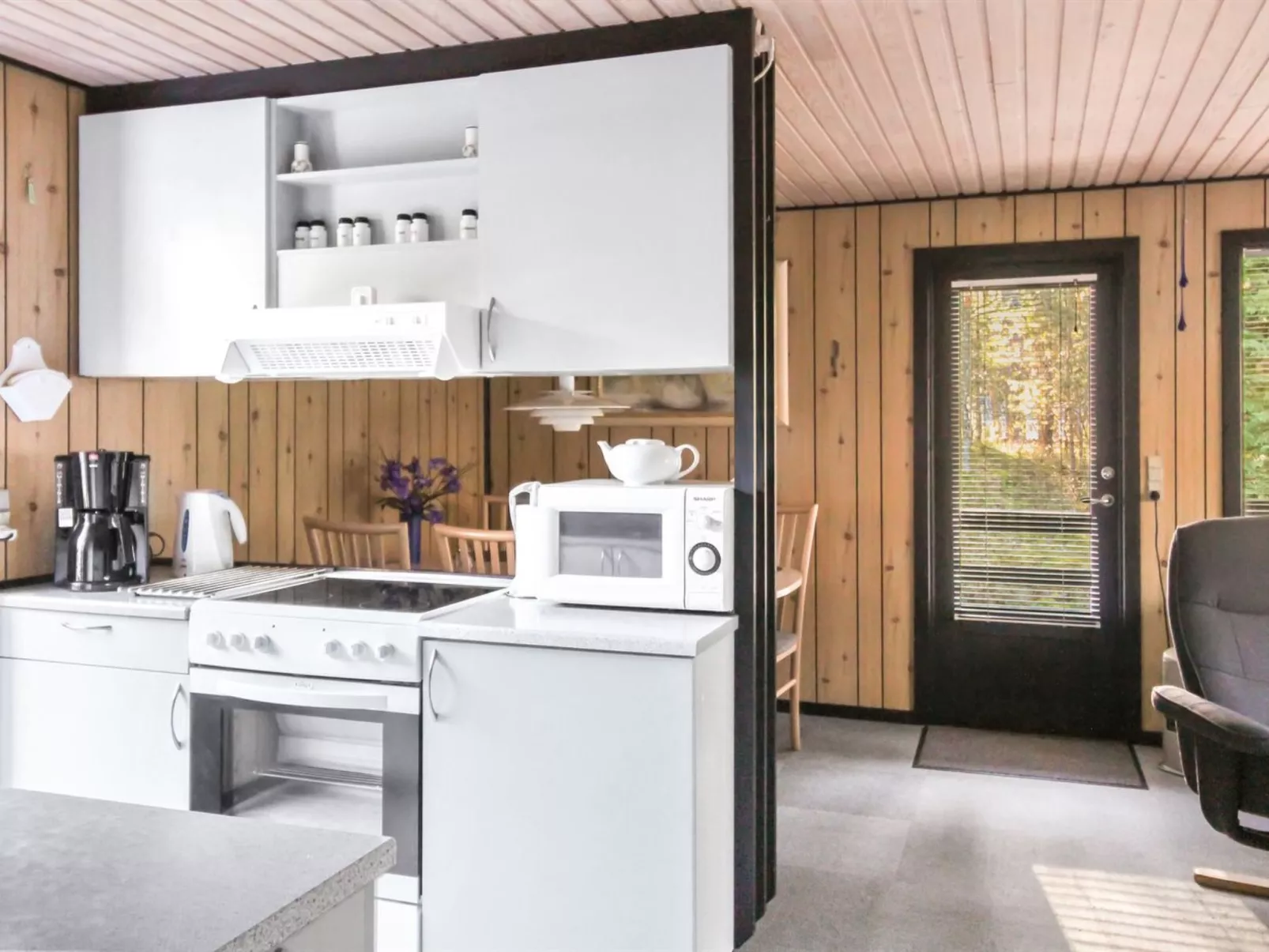 "Eeske" - 800m from the sea-Inside
