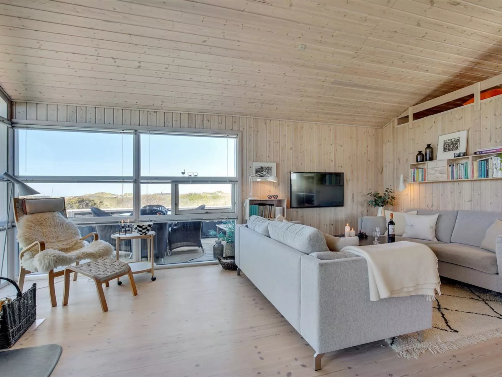 "Gila" - 250m from the sea-Inside
