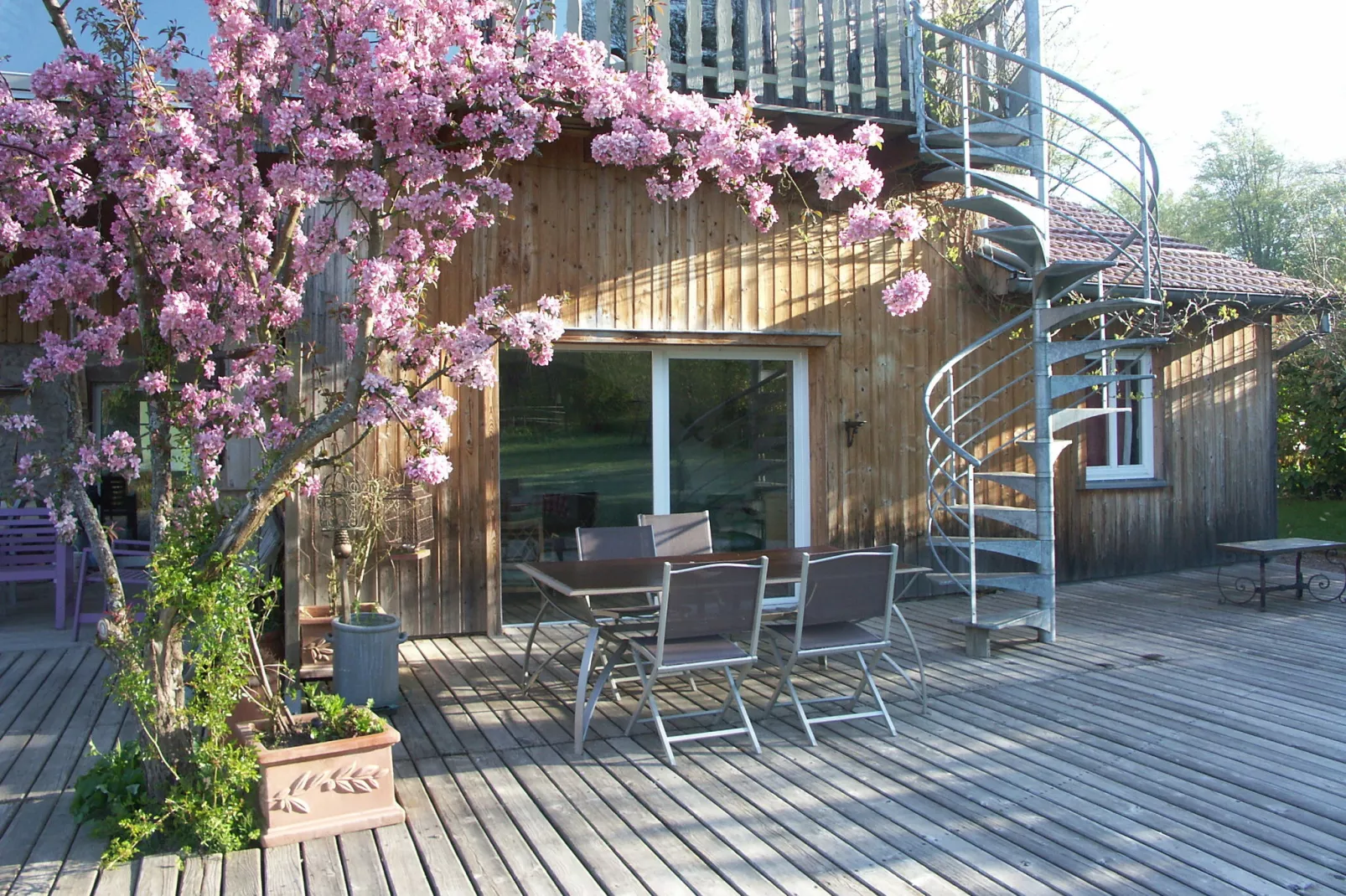 NOISETTE - beneden-Exterior summer