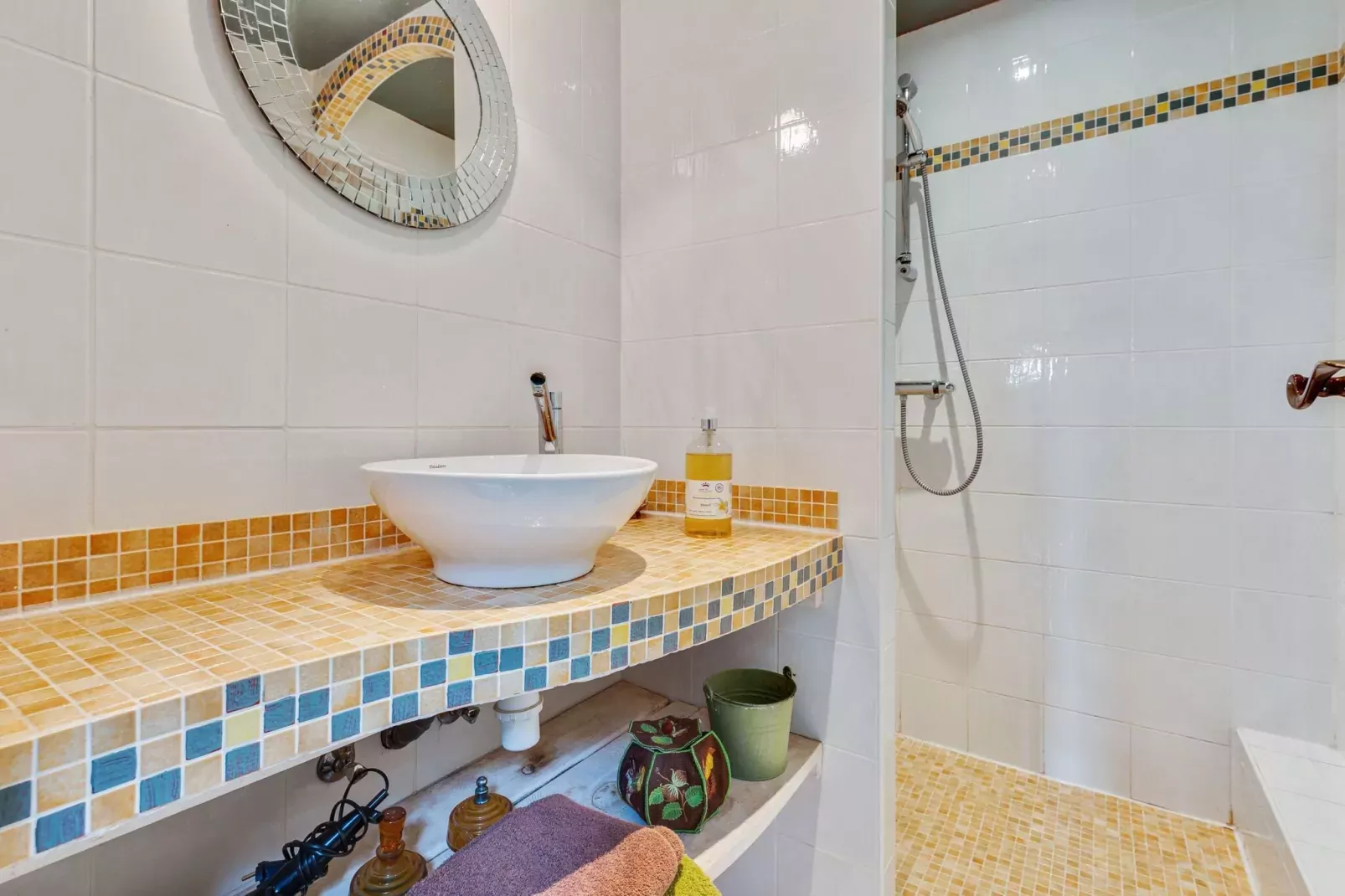NOISETTE - beneden-Bathroom