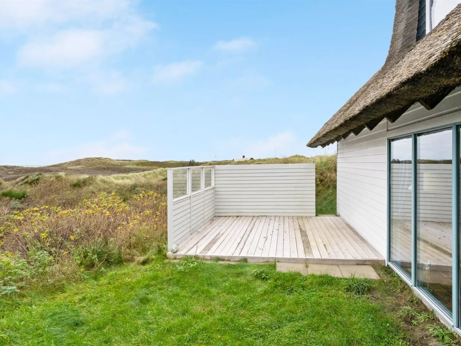 "Emiline" - 250m from the sea-Outside